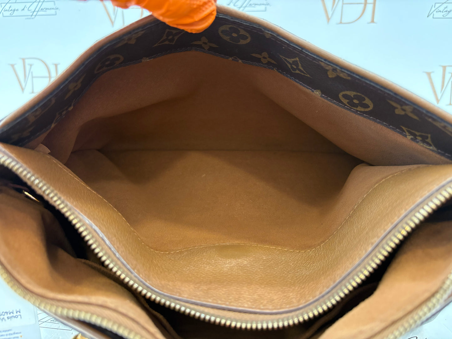 018771 - Louis Vuitton Pallas