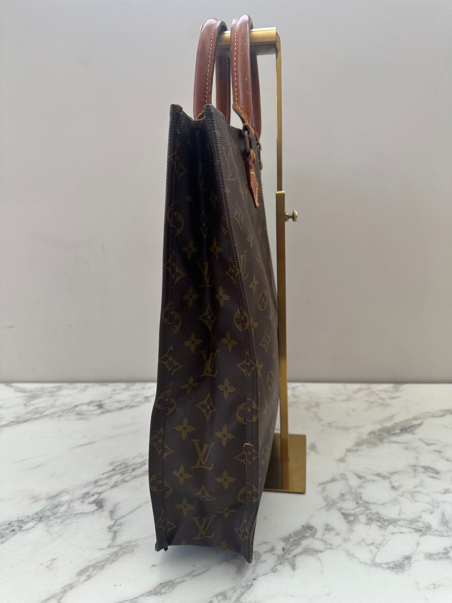 Louis Vuitton Sac Plat