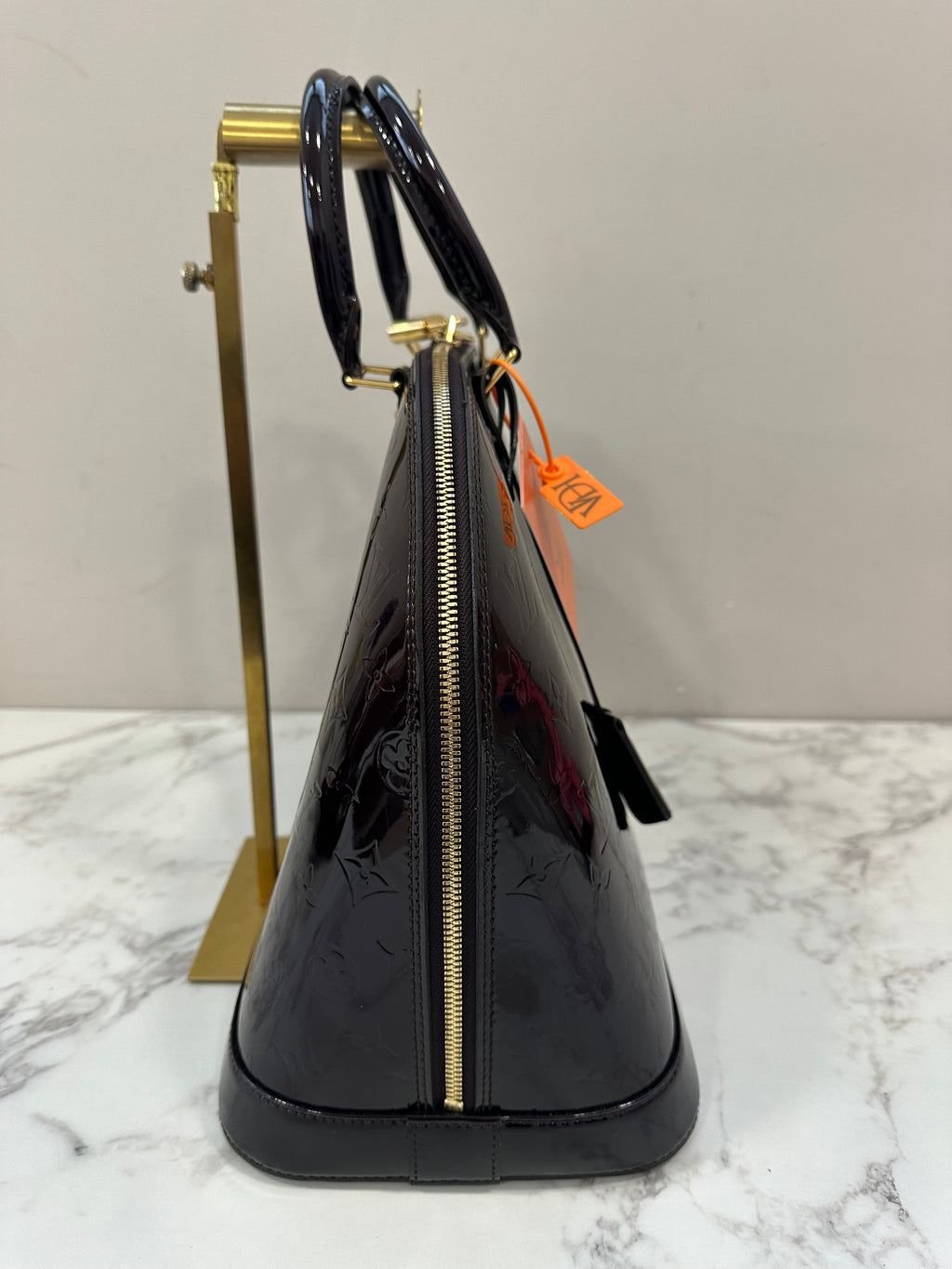 Louis Vuitton Alma Vernis Black