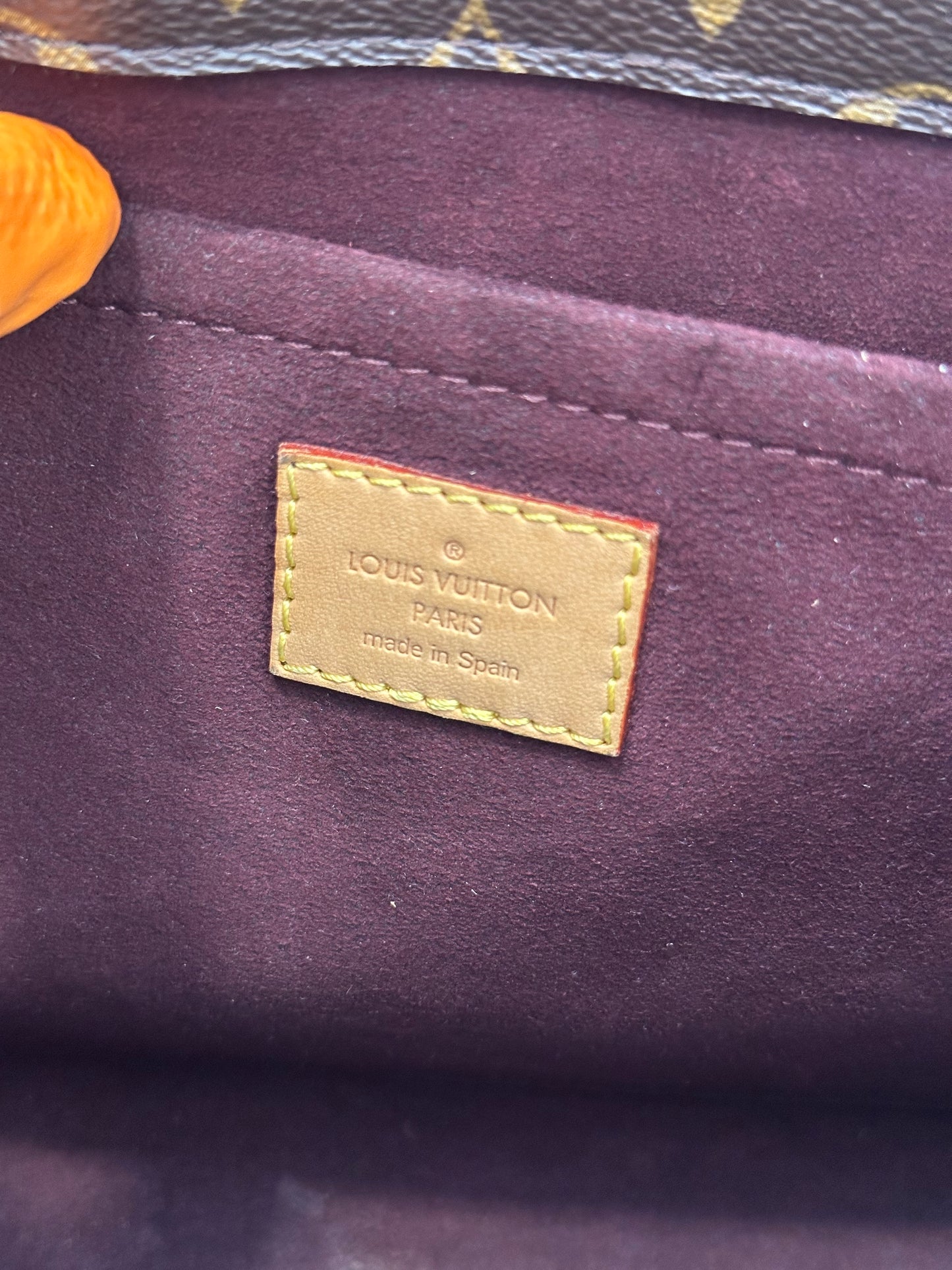 200837 - Louis Vuitton Montaigne