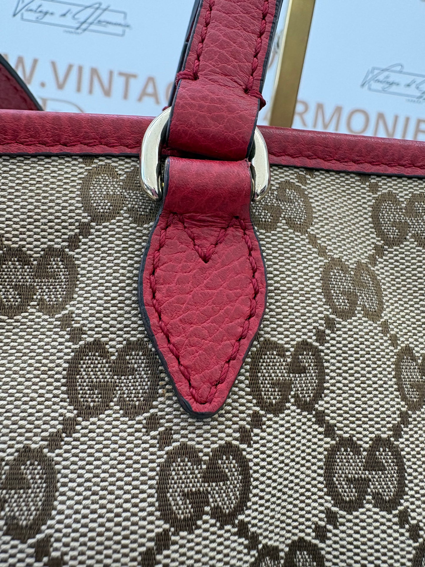 383276 - Gucci Bree Red