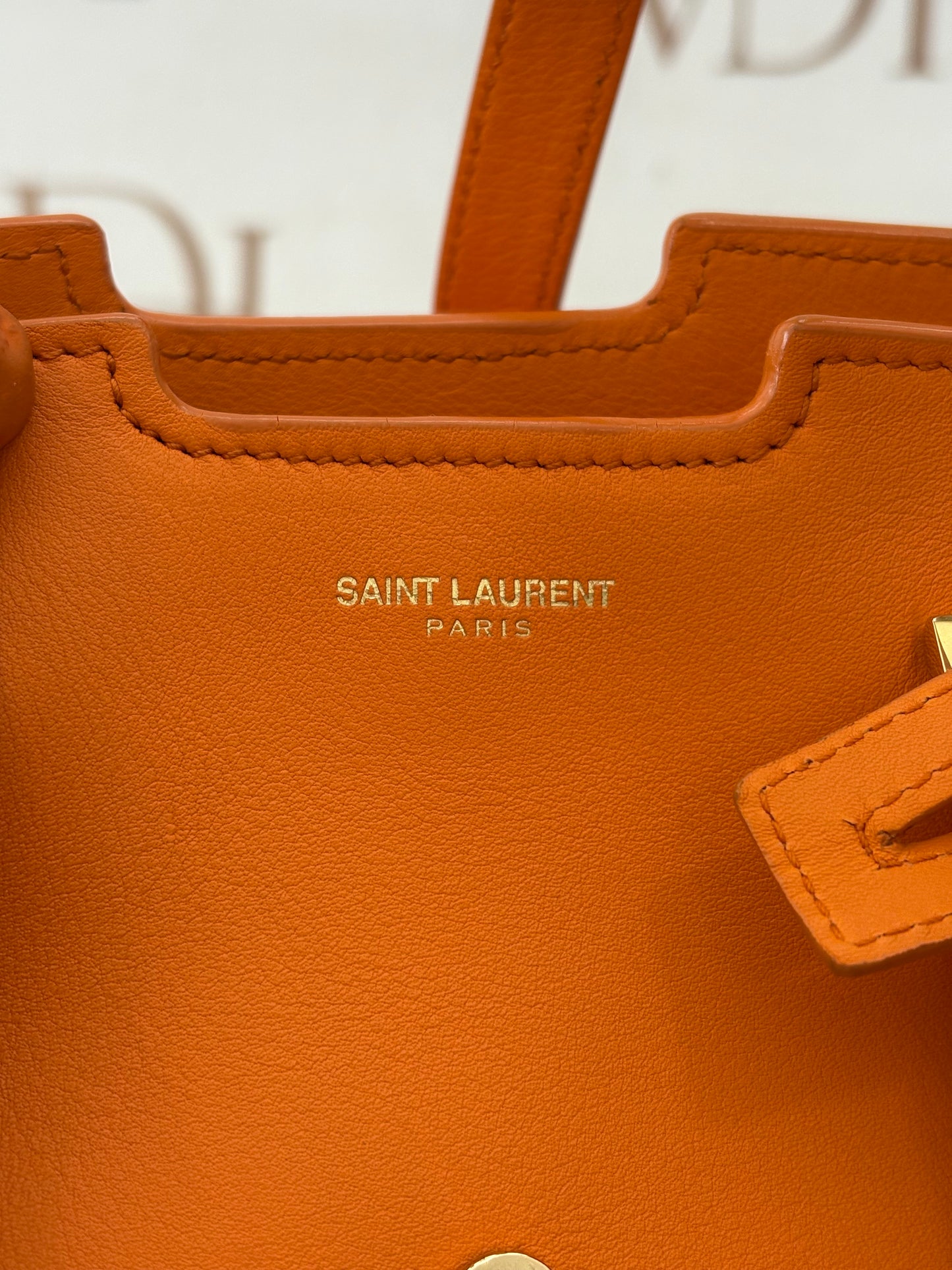 018541 - Saint Laurent Y-Ligne
