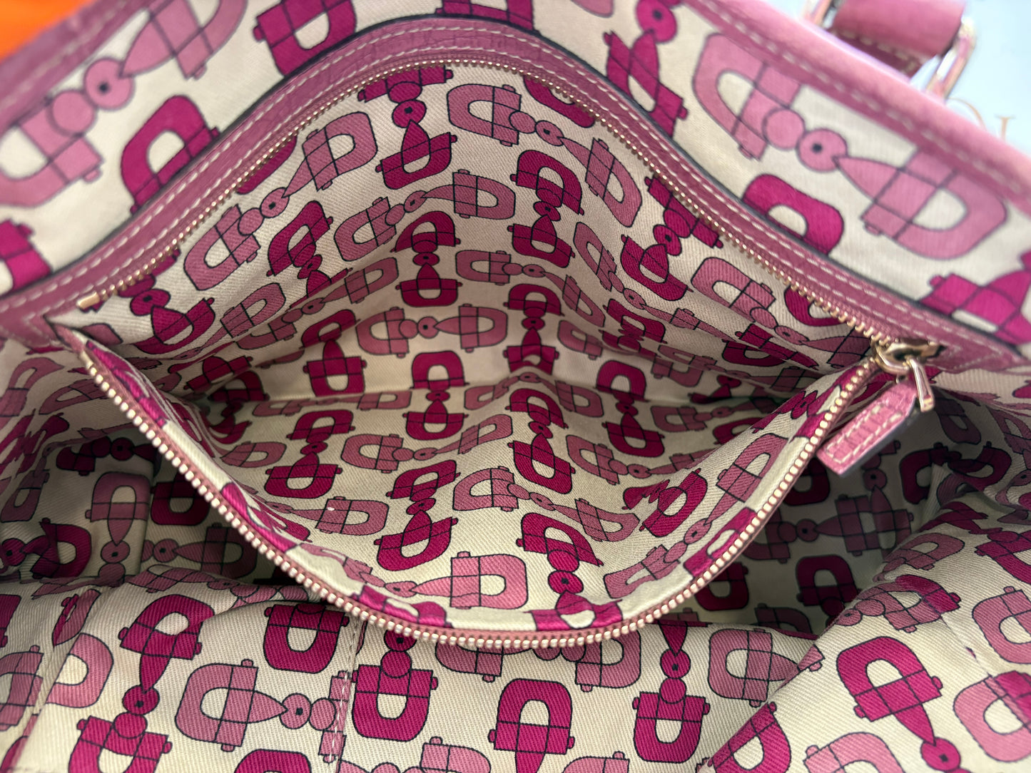 017069 - Gucci GG Tote