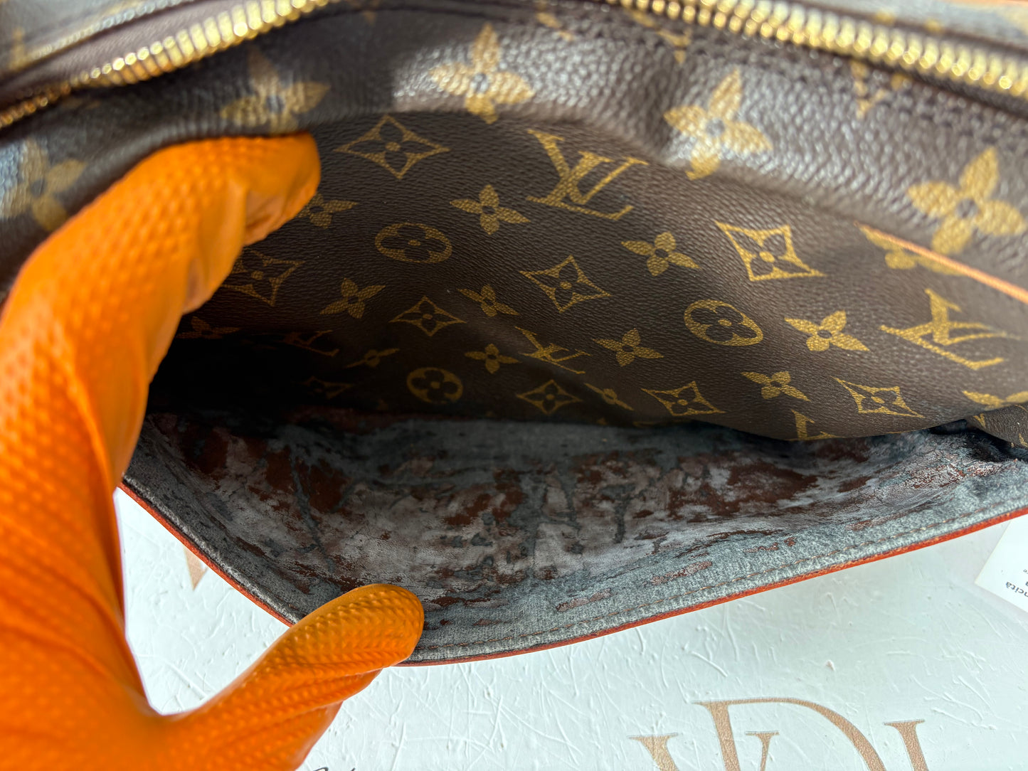 018927 - Louis Vuitton Compiegne 28