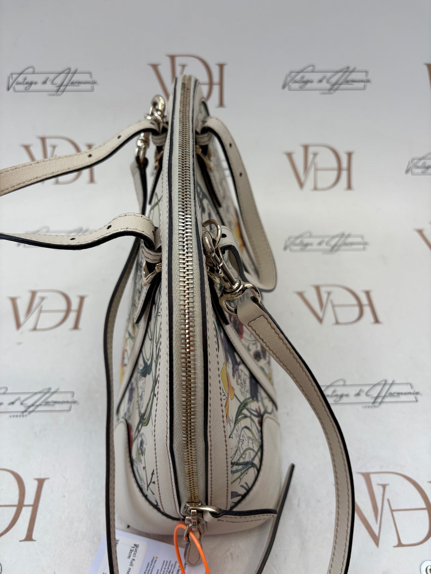 383549 - Gucci Full Moon