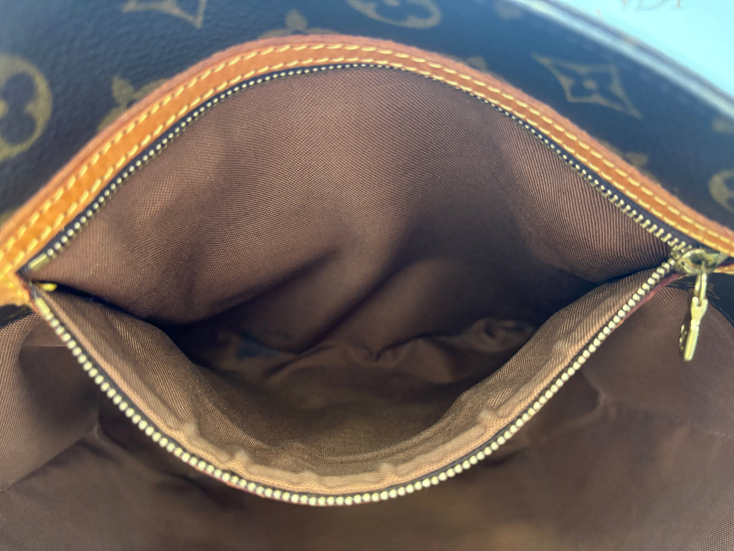 018280 - Louis Vuitton Sac Shopping