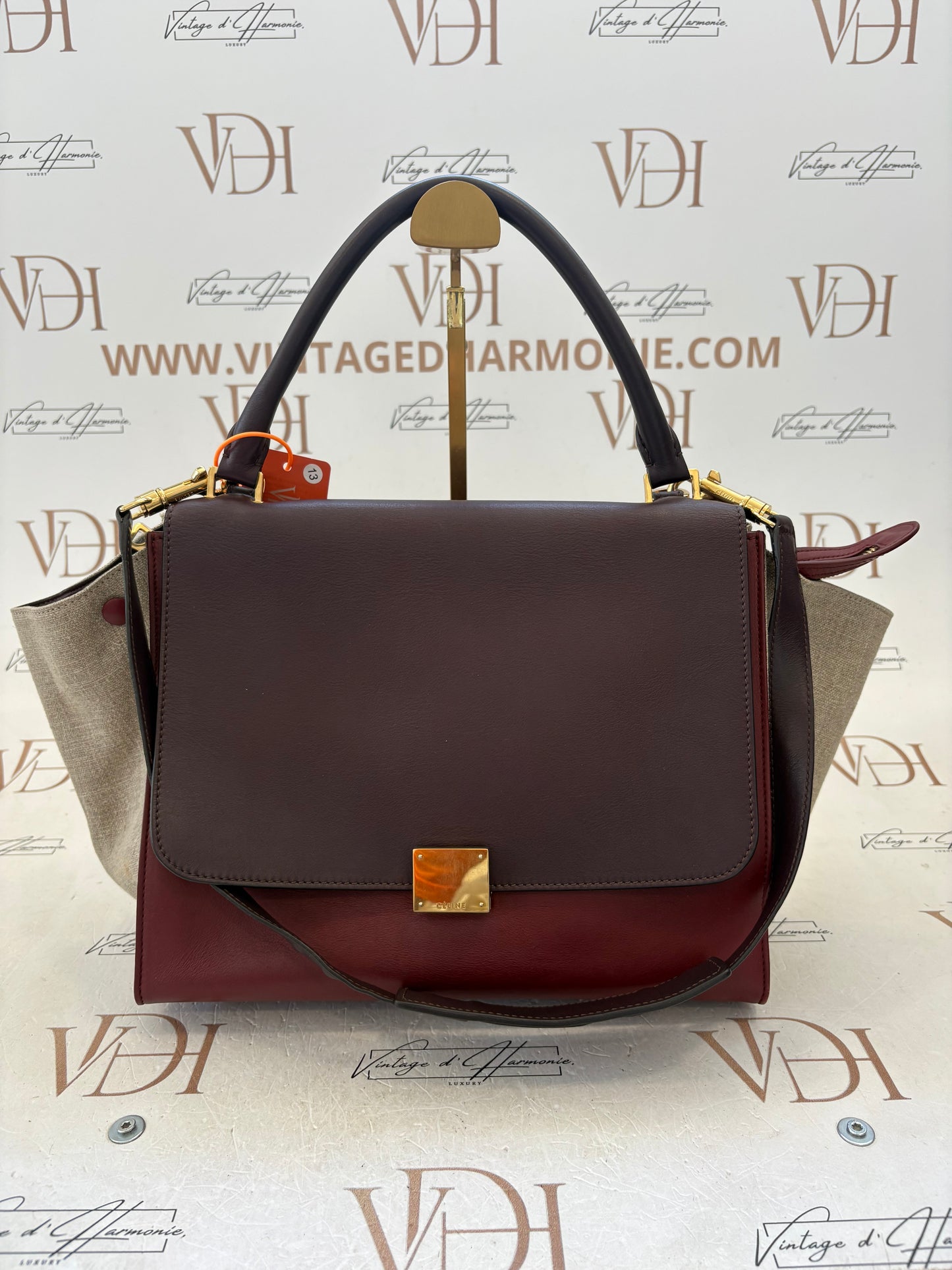 201540 - Céline Trapeze