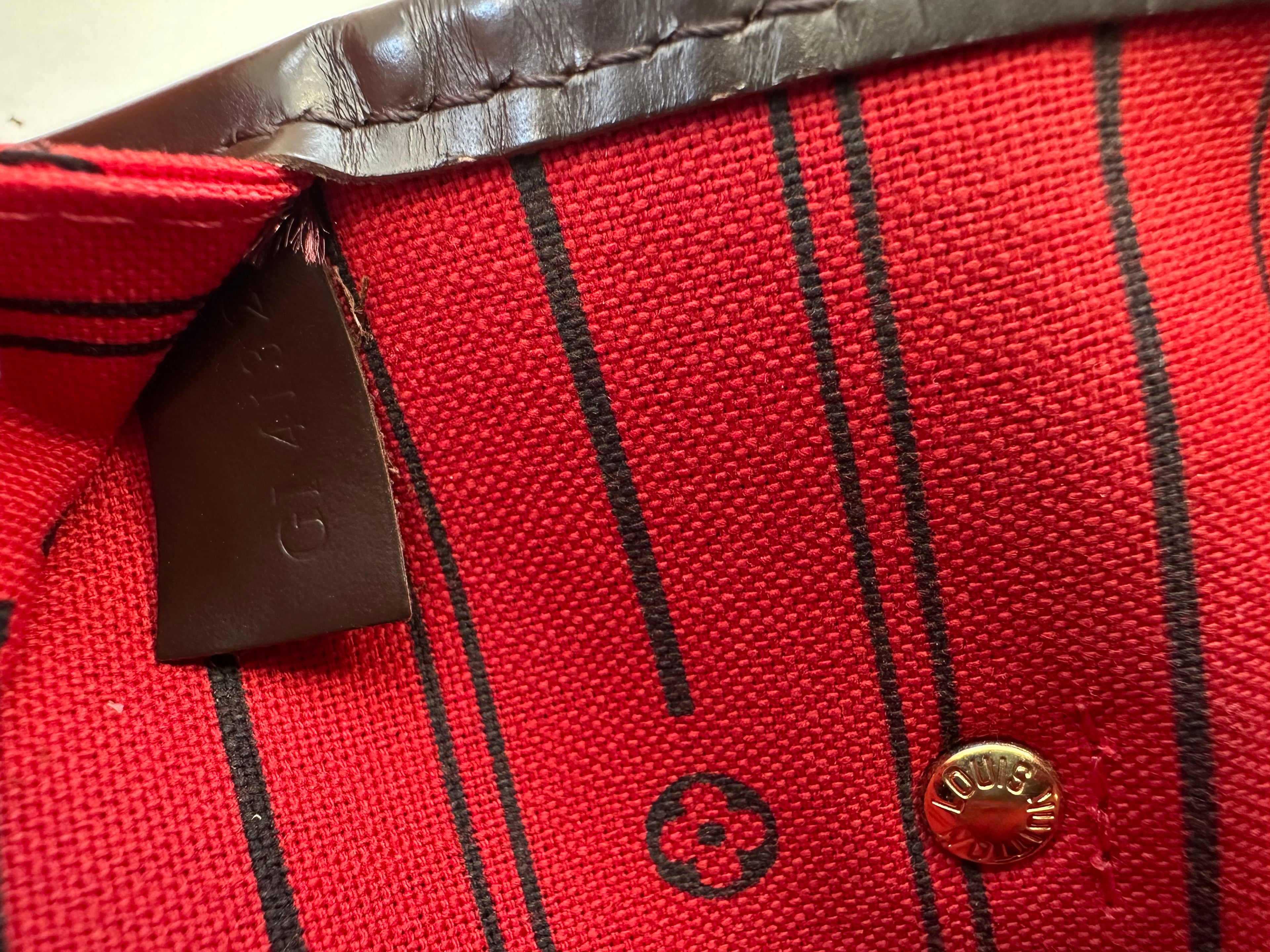 Louis Vuitton Neverfull Ebene