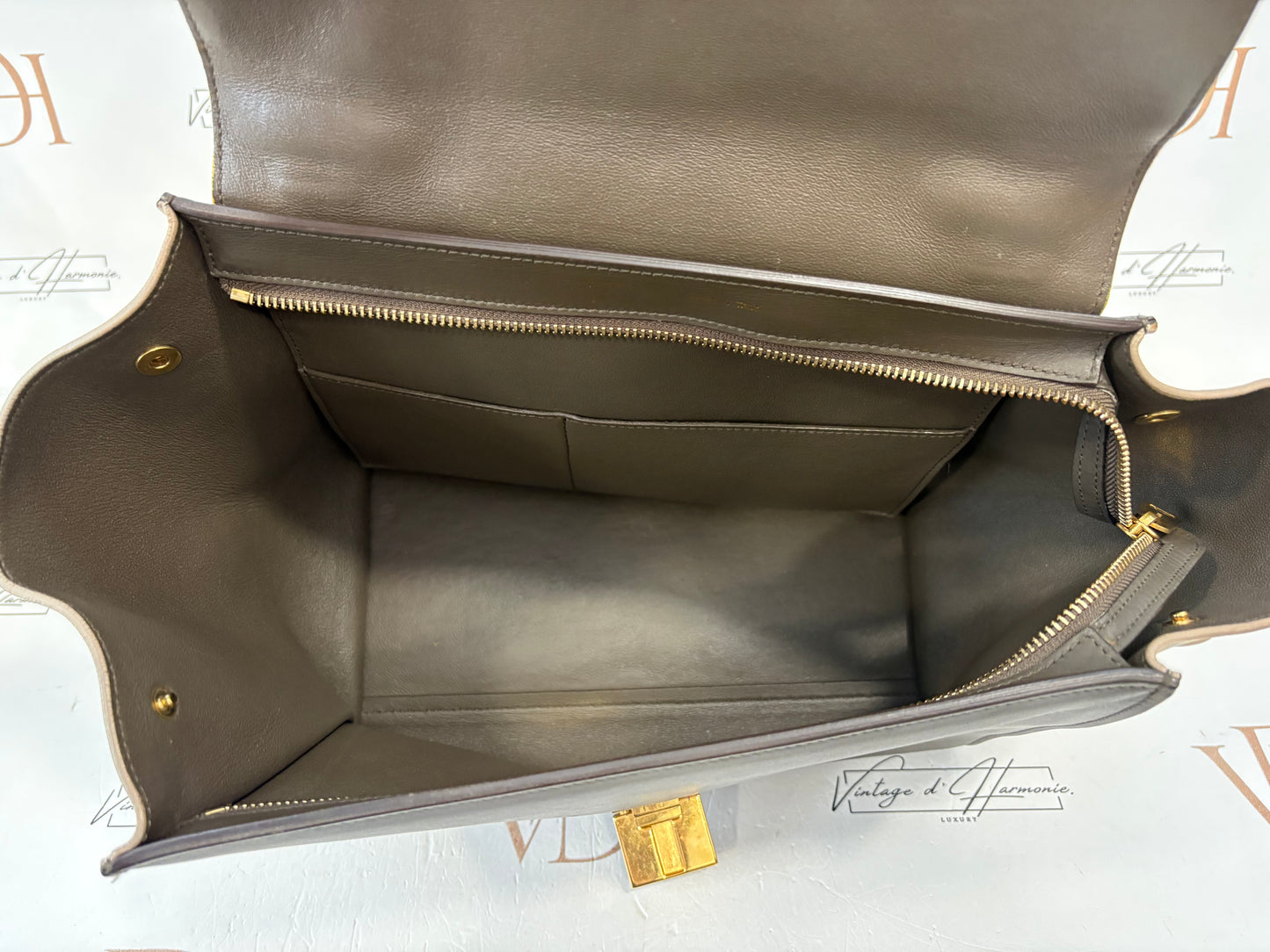 383728 - Céline Trapeze