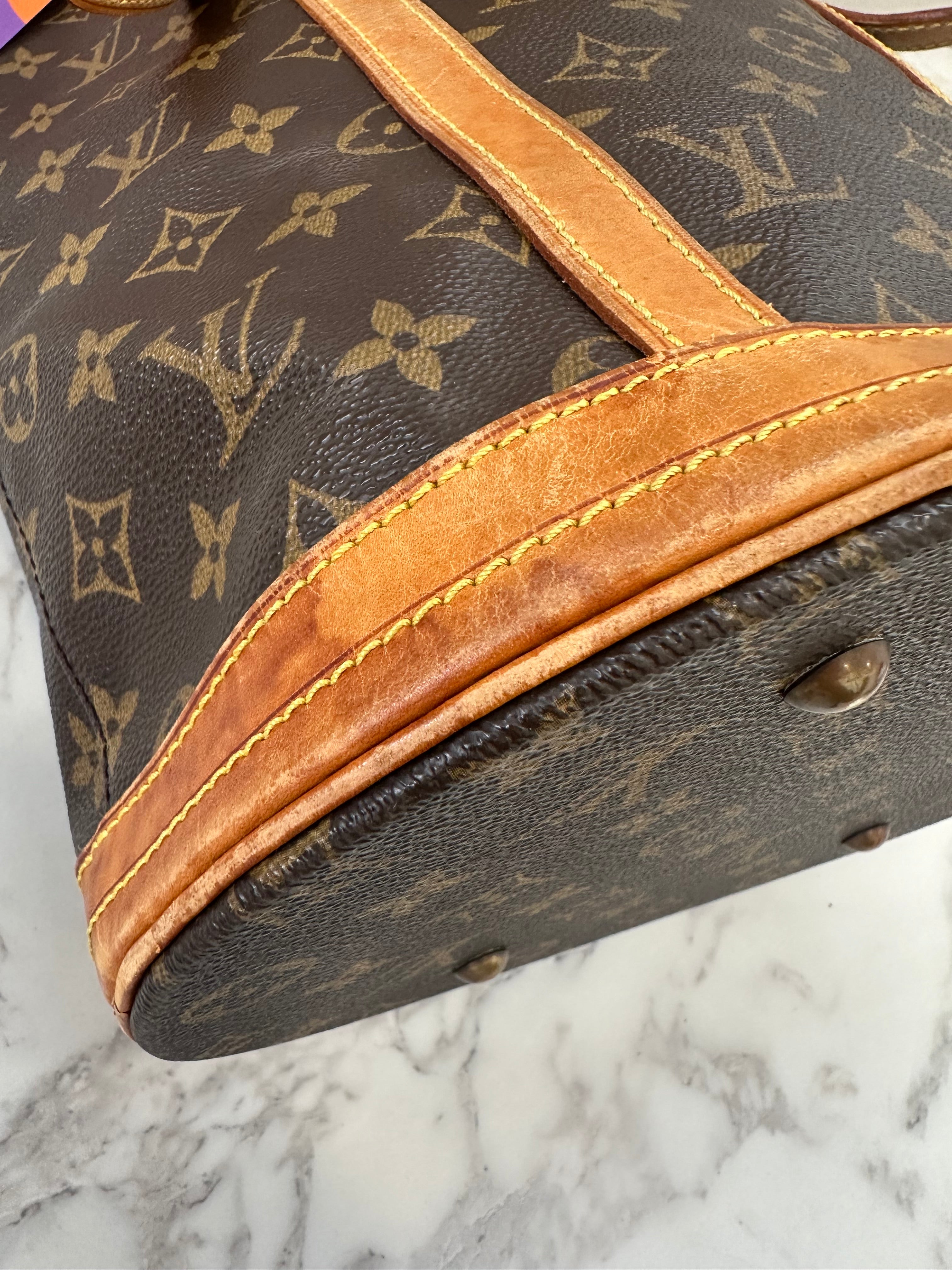 Louis Vuitton Bucket GM
