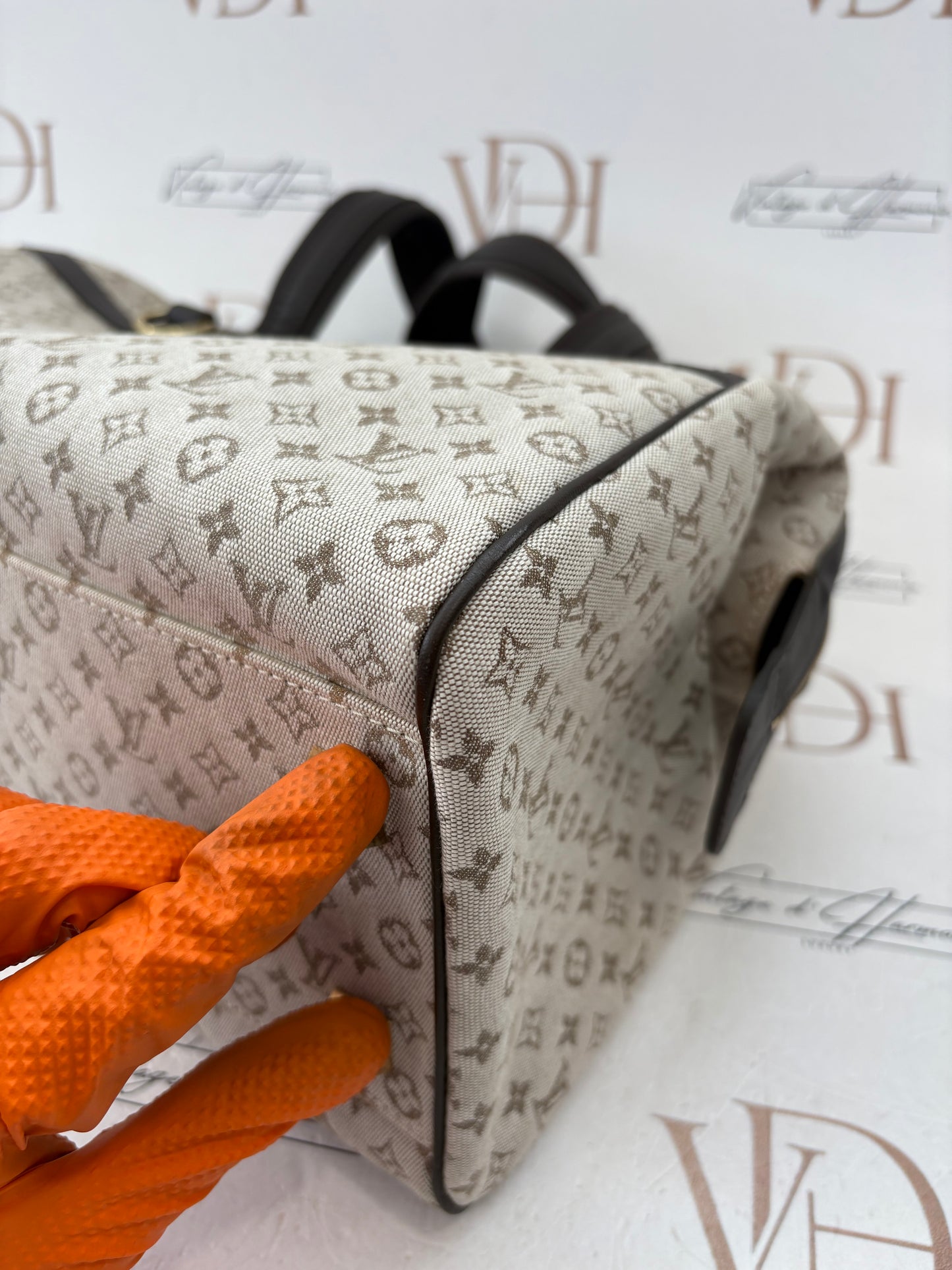 018777 - Louis Vuitton Khaki Mini Josephine GM