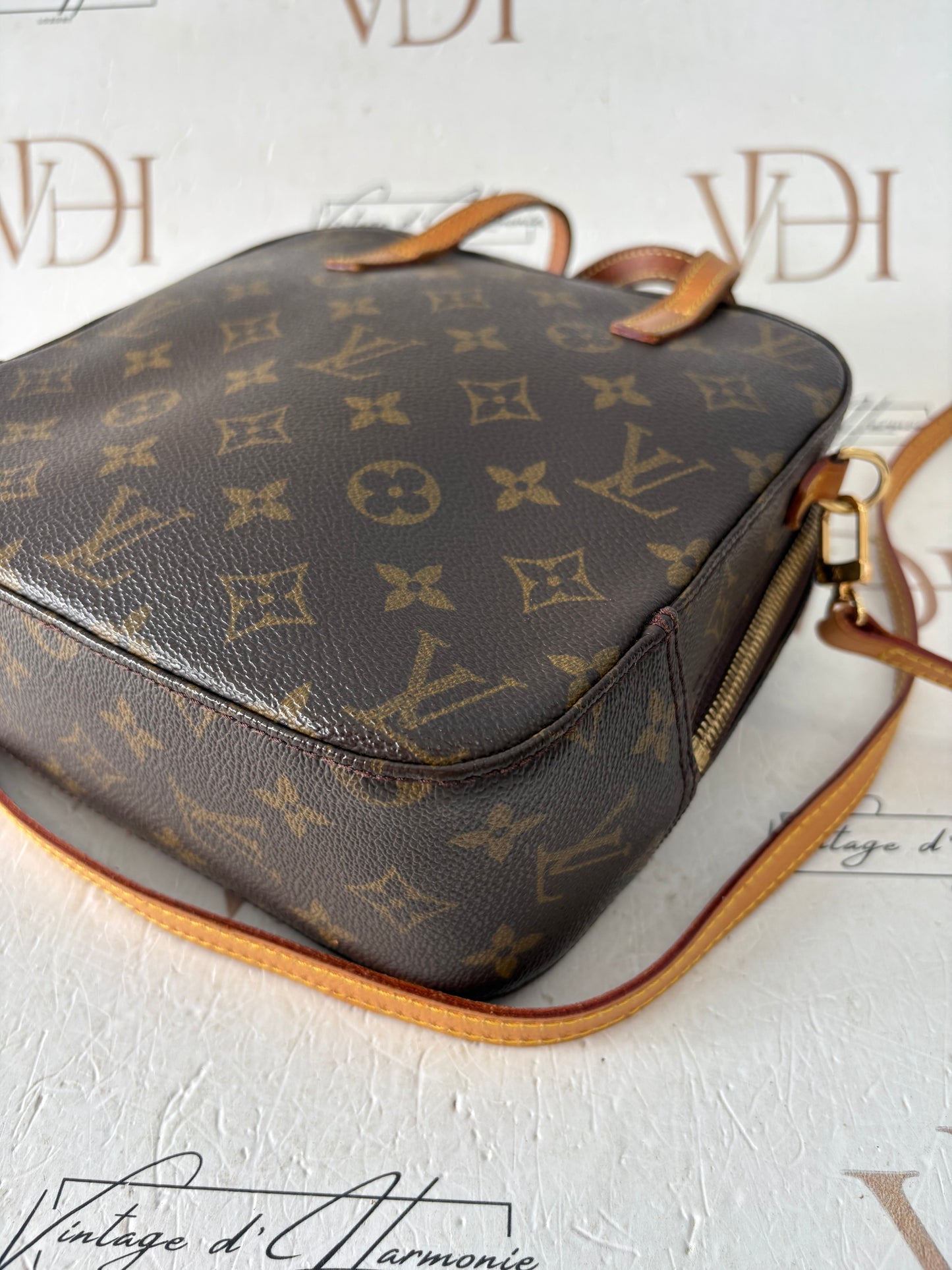 017065 - Louis Vuitton Spontini