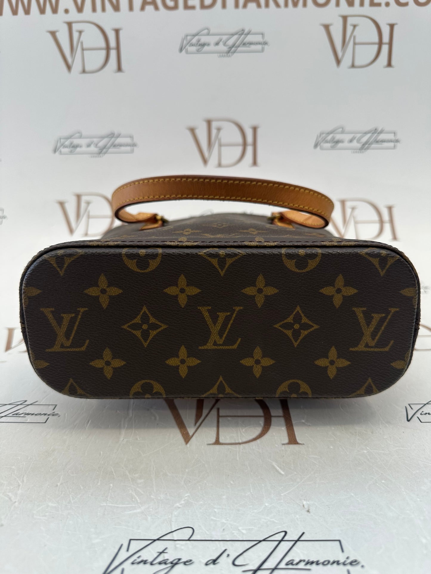 017850 - Louis Vuitton Vavin PM
