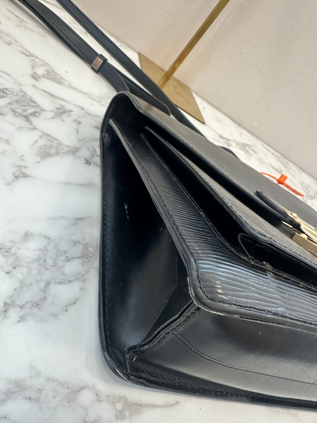 Louis Vuitton Epi Black Monceau 28