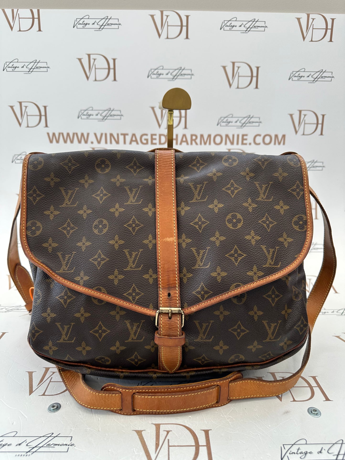 017776 - Louis Vuitton Saumur 35