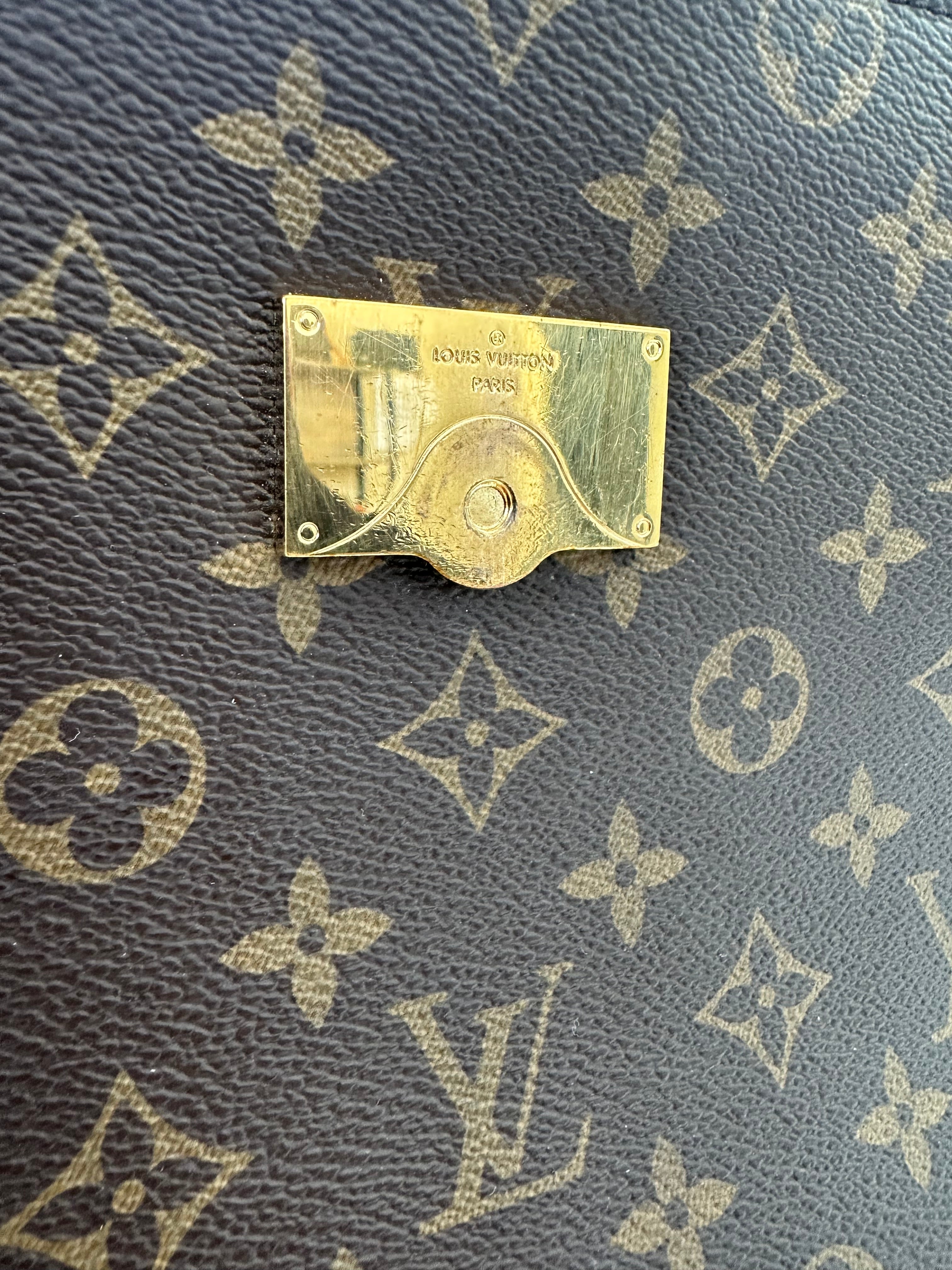 Louis Vuitton Cluny MM