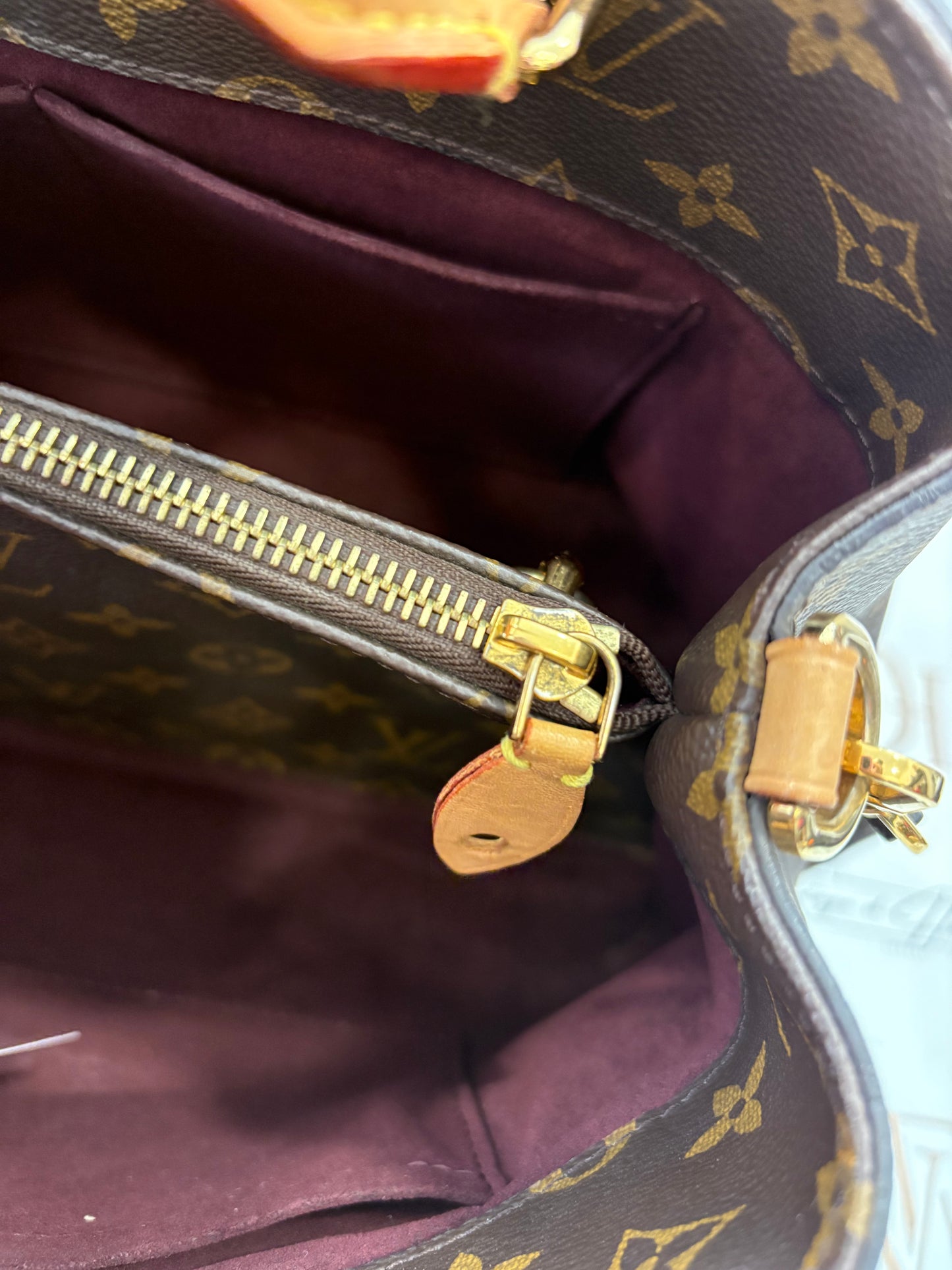 200791 - Louis Vuitton Montaigne