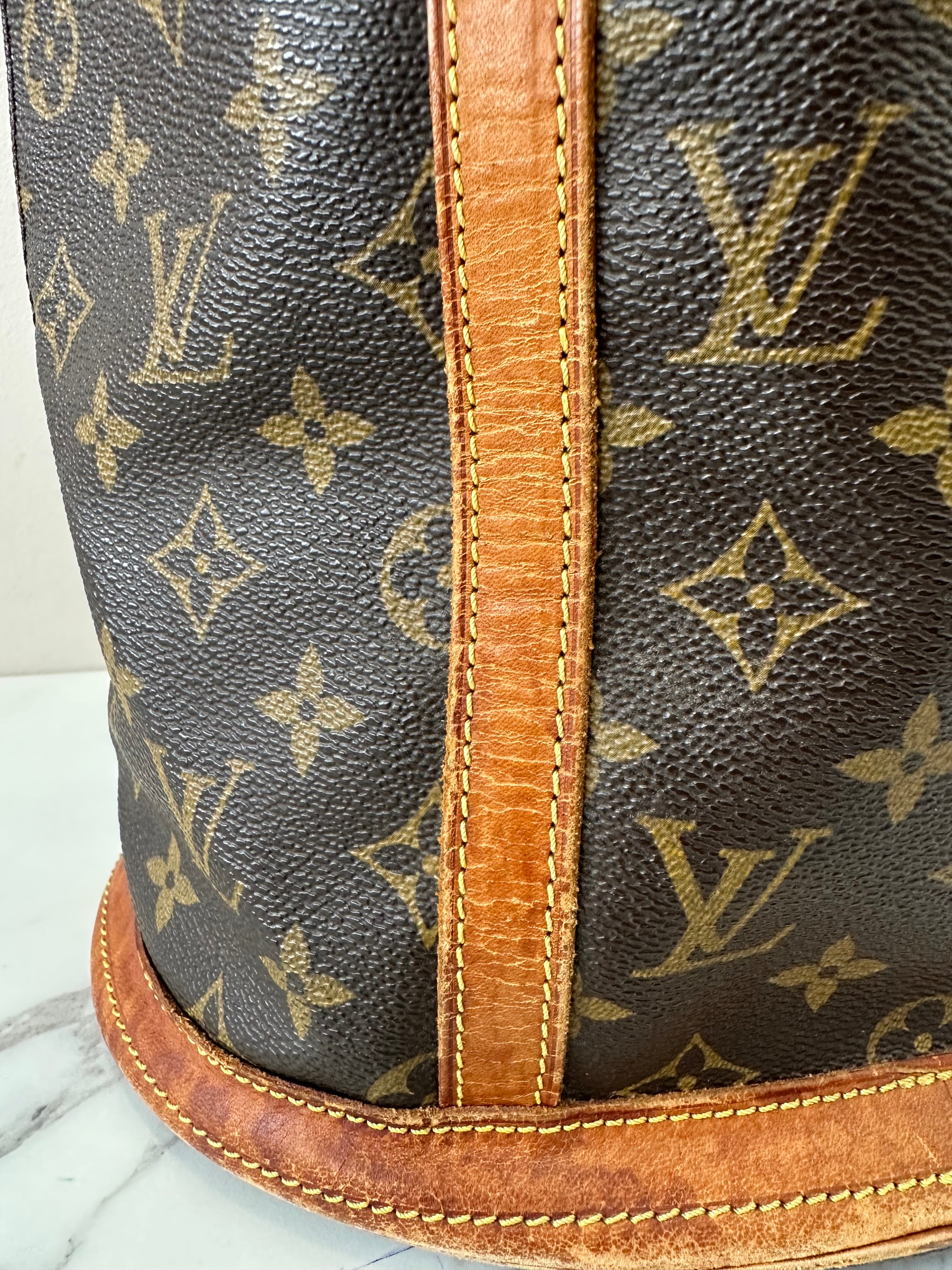 Louis Vuitton Bucket GM