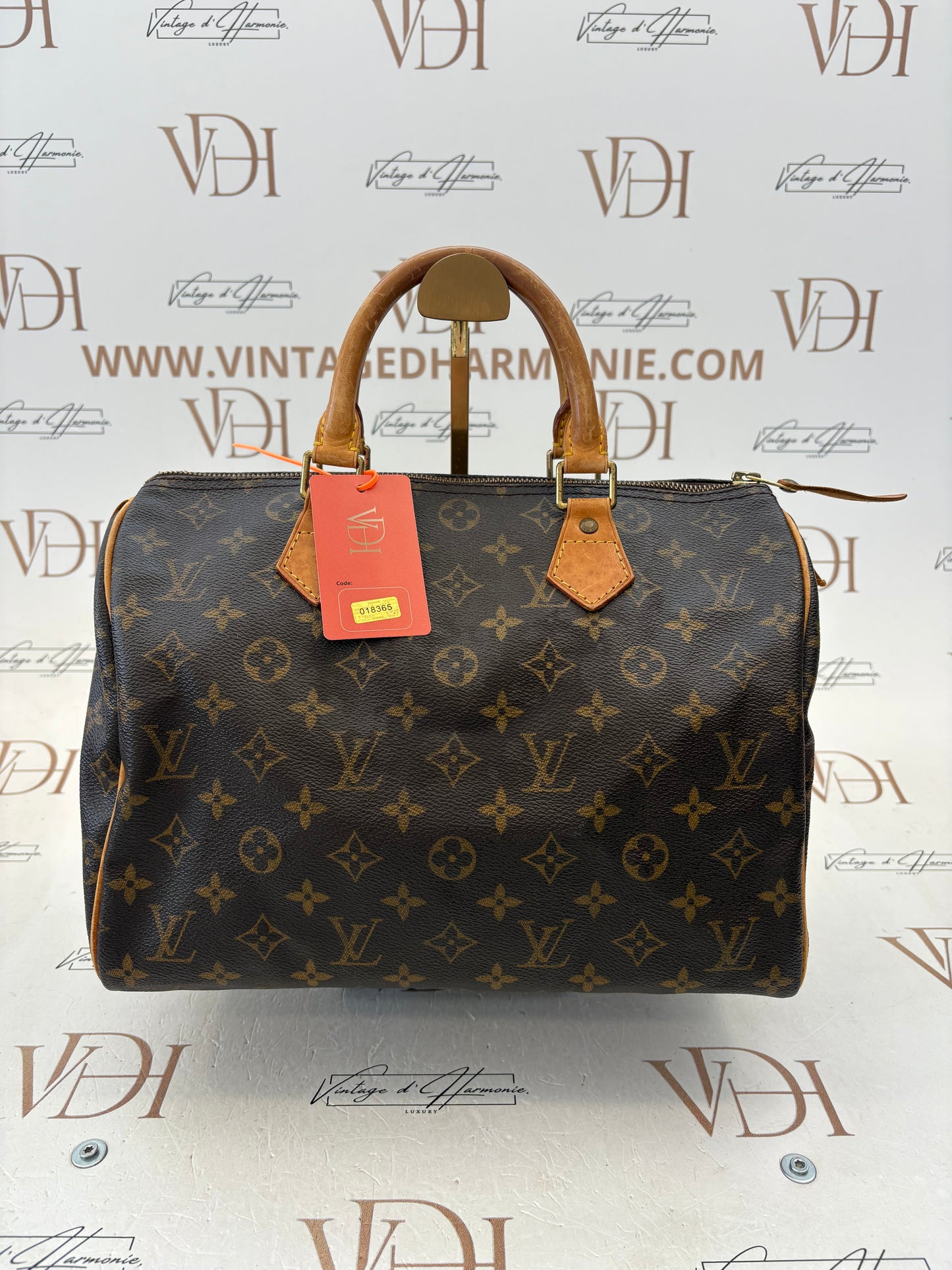 018365 - Louis Vuitton Speedy 30