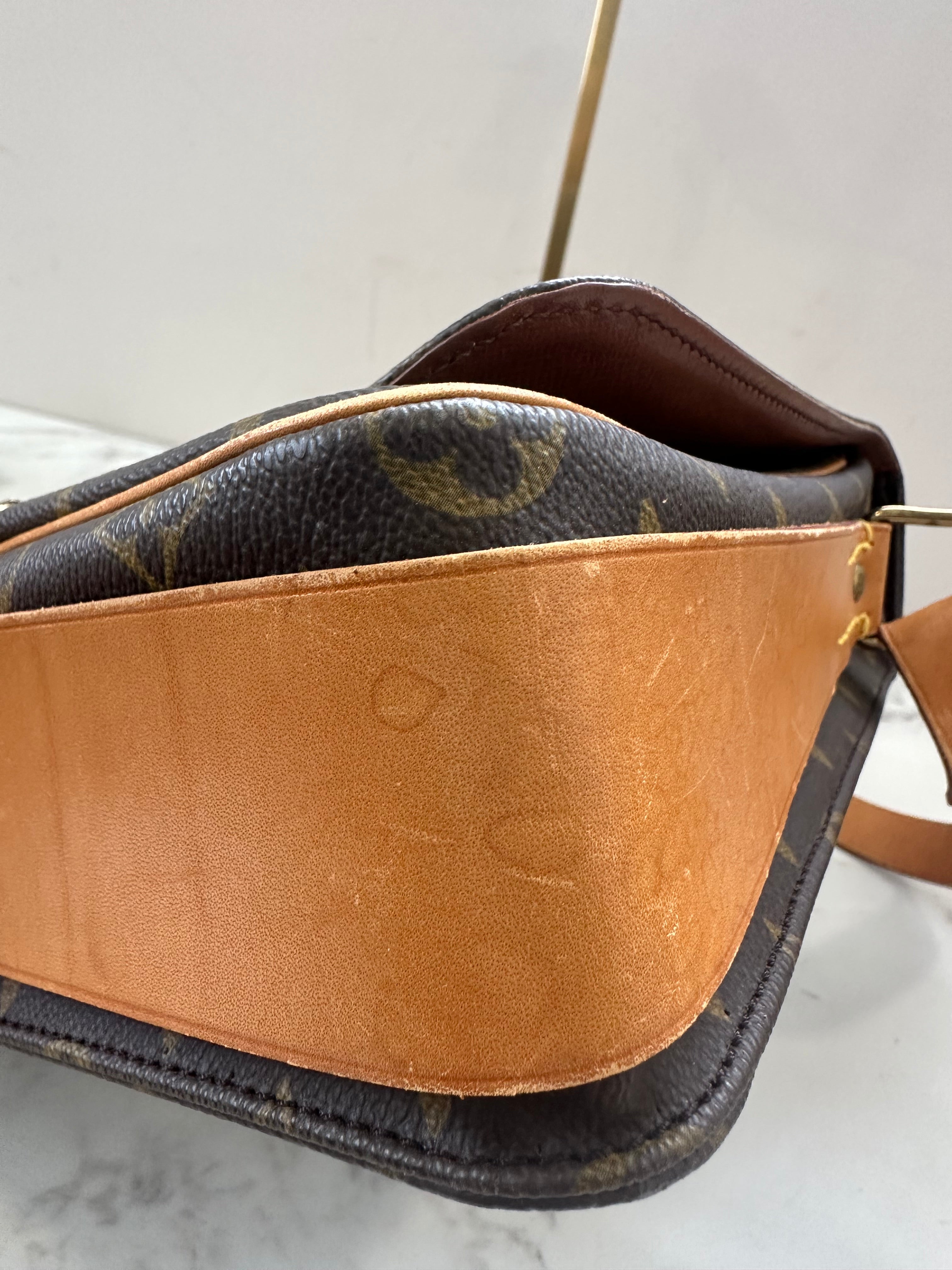 Louis Vuitton Cartouchiere GM
