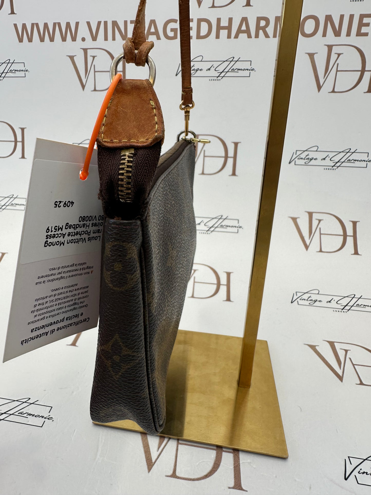 017749 - Louis Vuitton Pochette