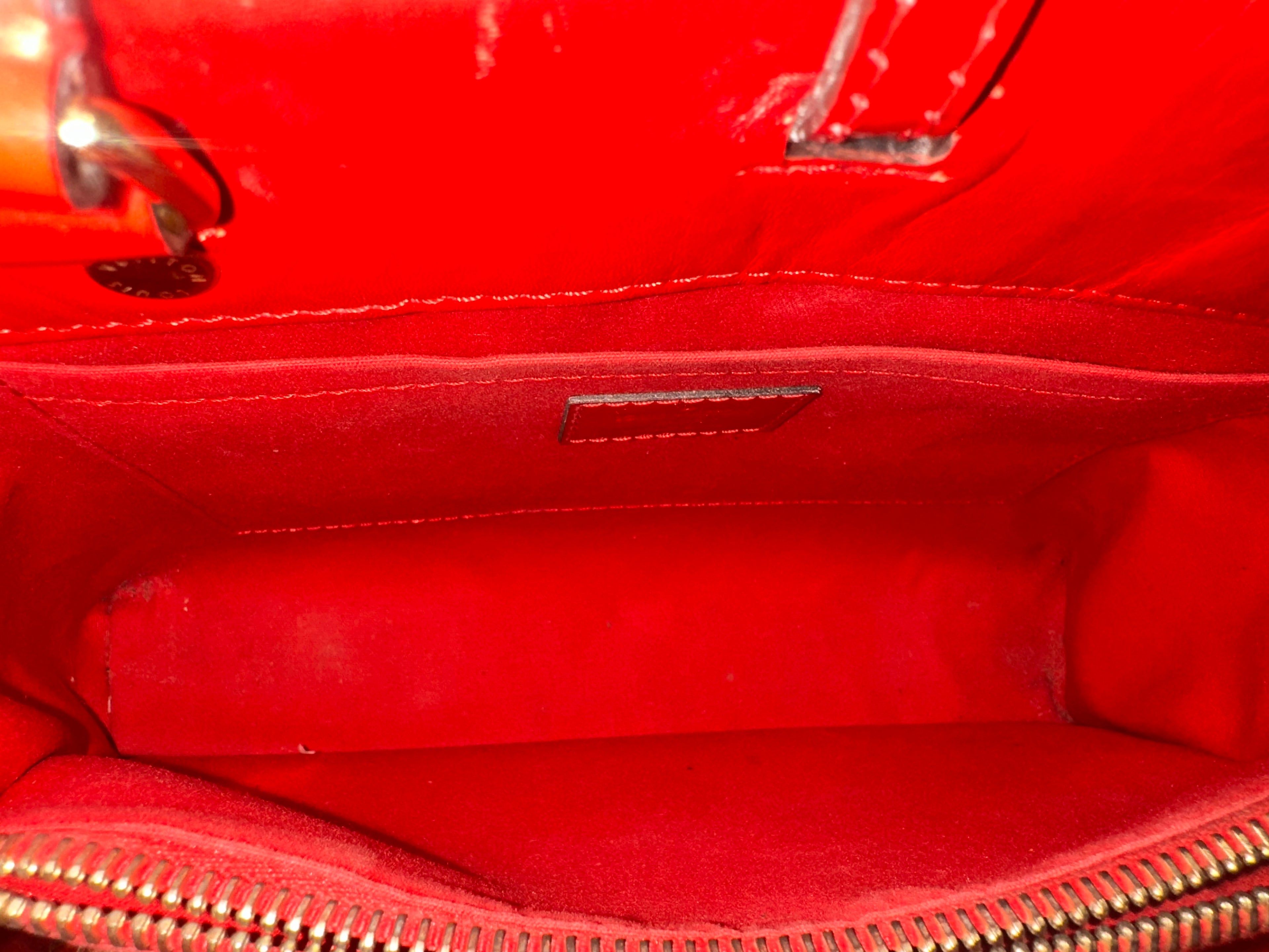 Louis Vuitton Montaigne Vernis Red