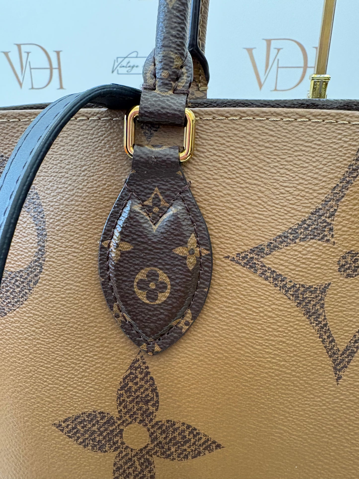 383351 - Louis Vuitton Onthego