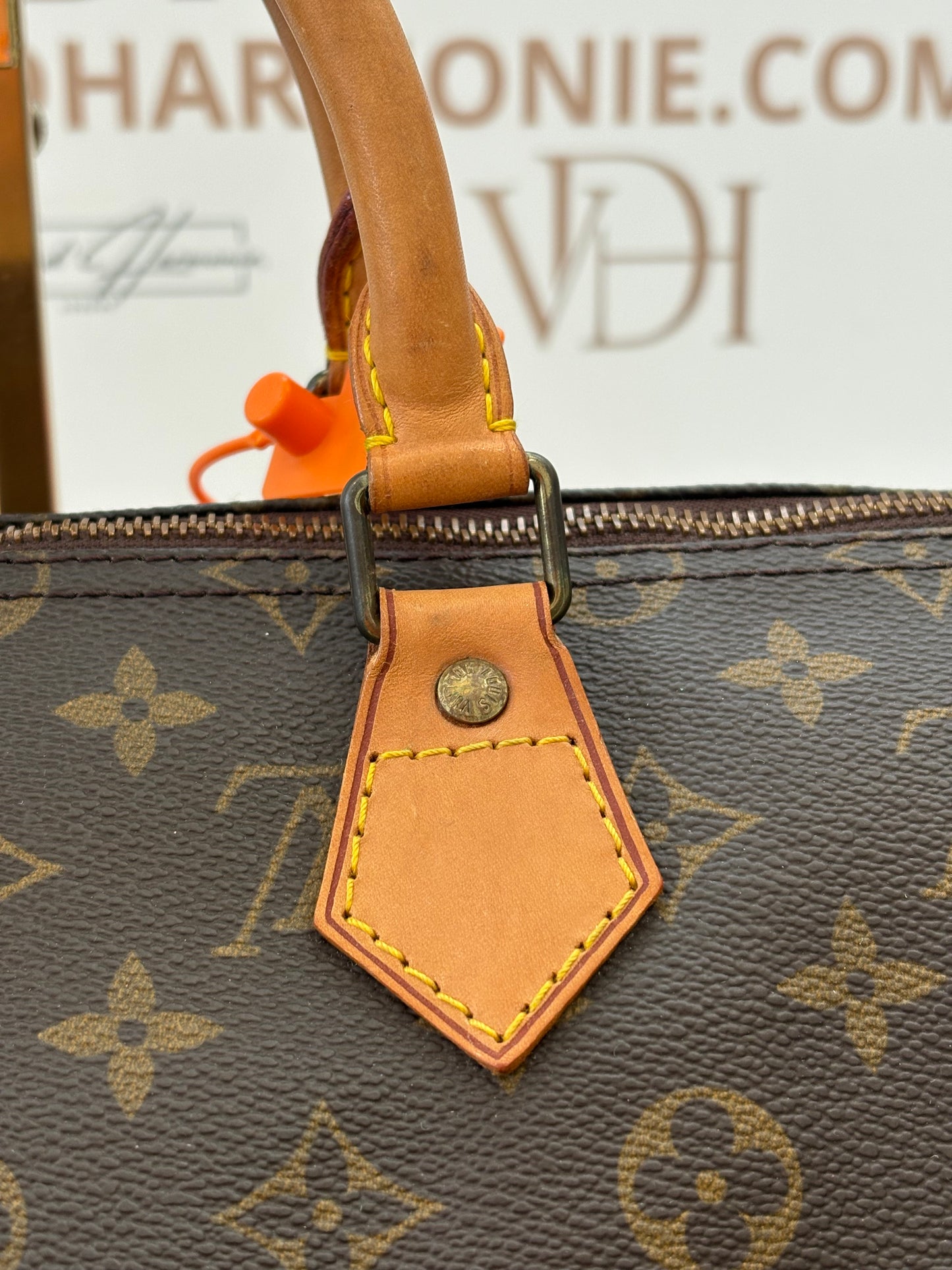 018606 - Louis Vuitton Speedy 35