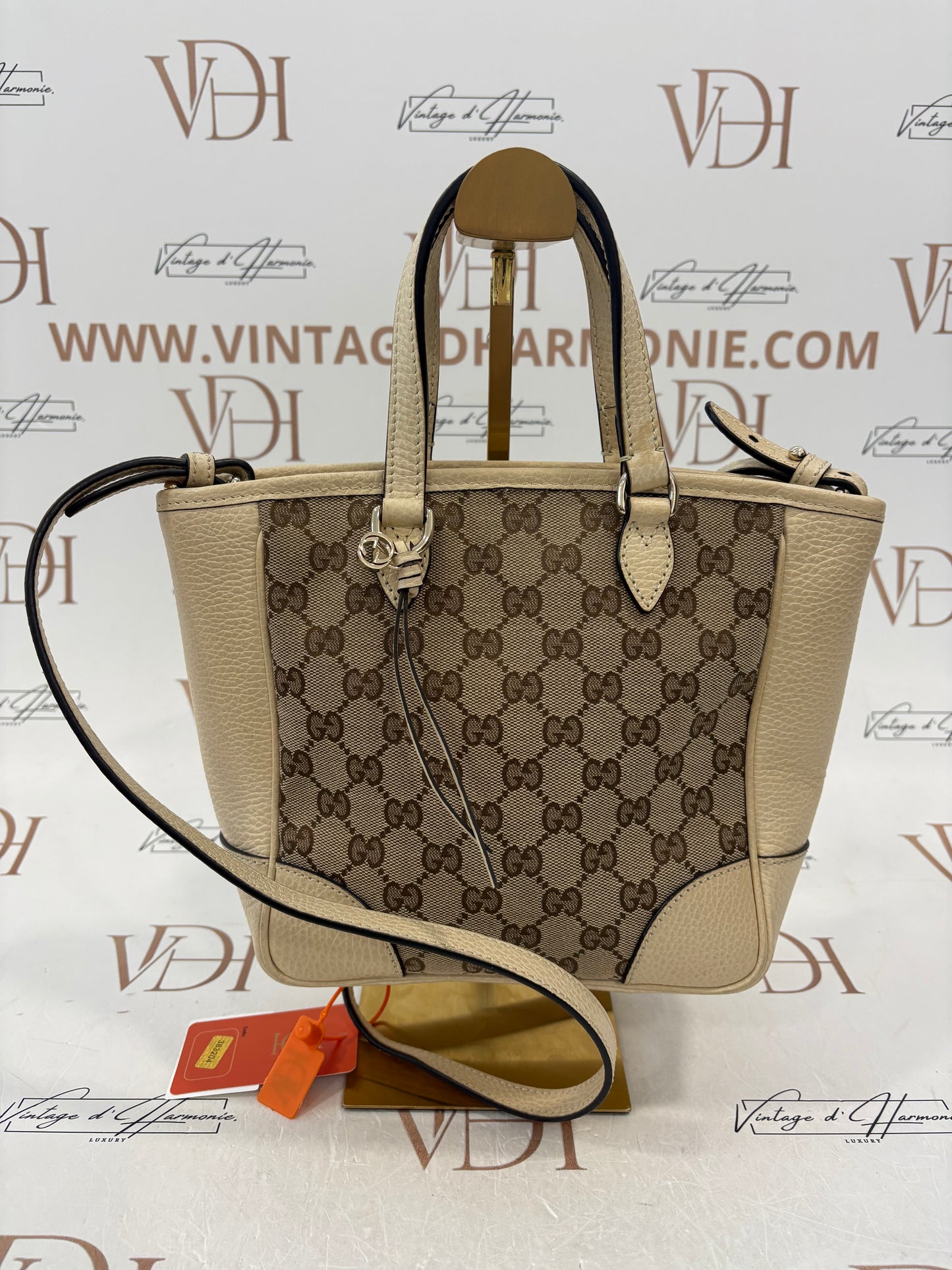 383204 - Gucci Bree