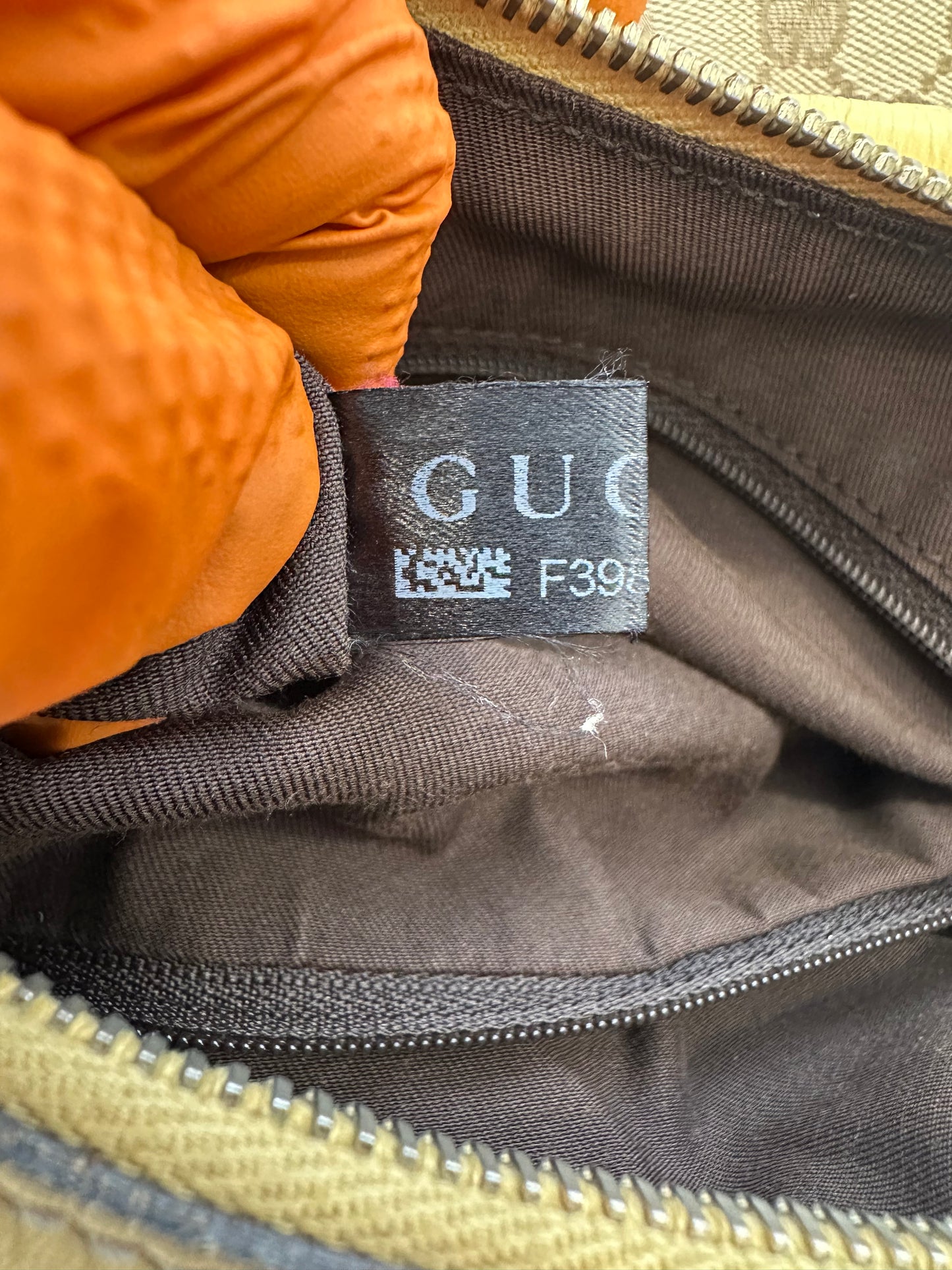 382768 - Gucci D-Ring