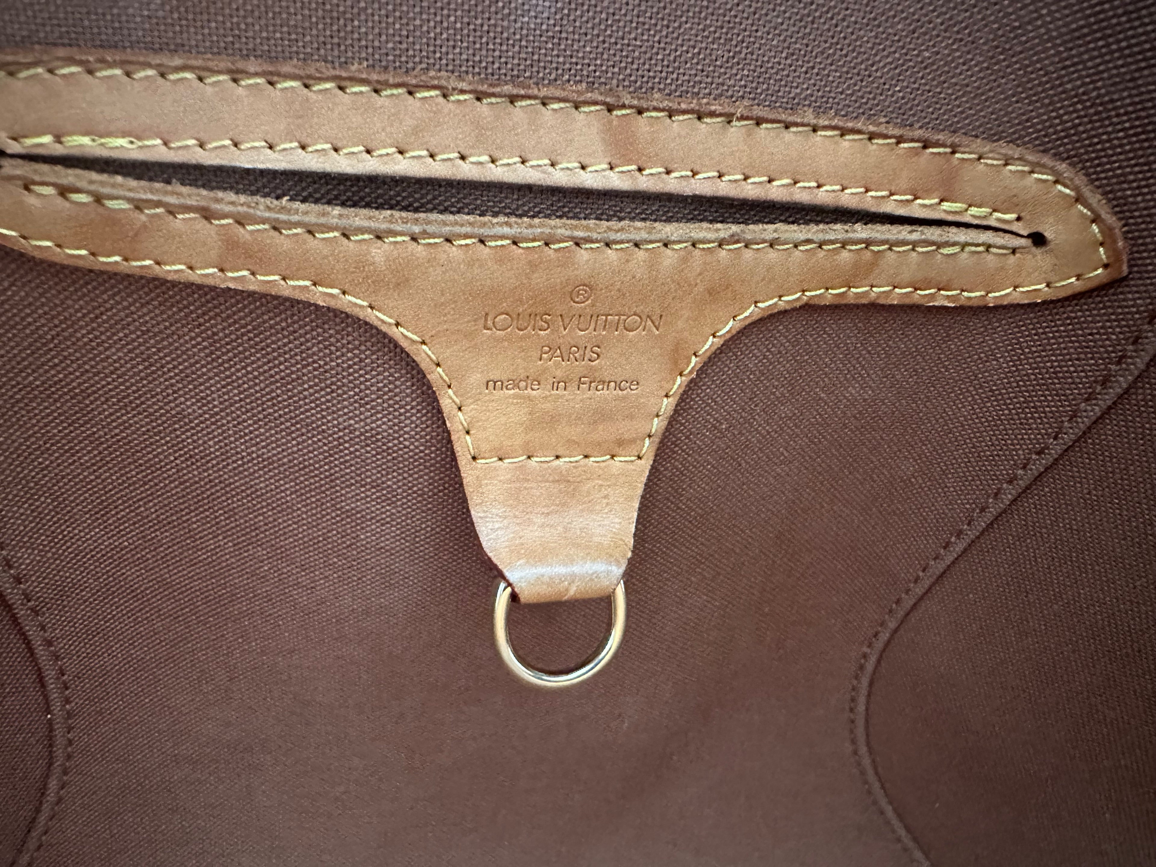 Louis Vuitton Ellipse MM