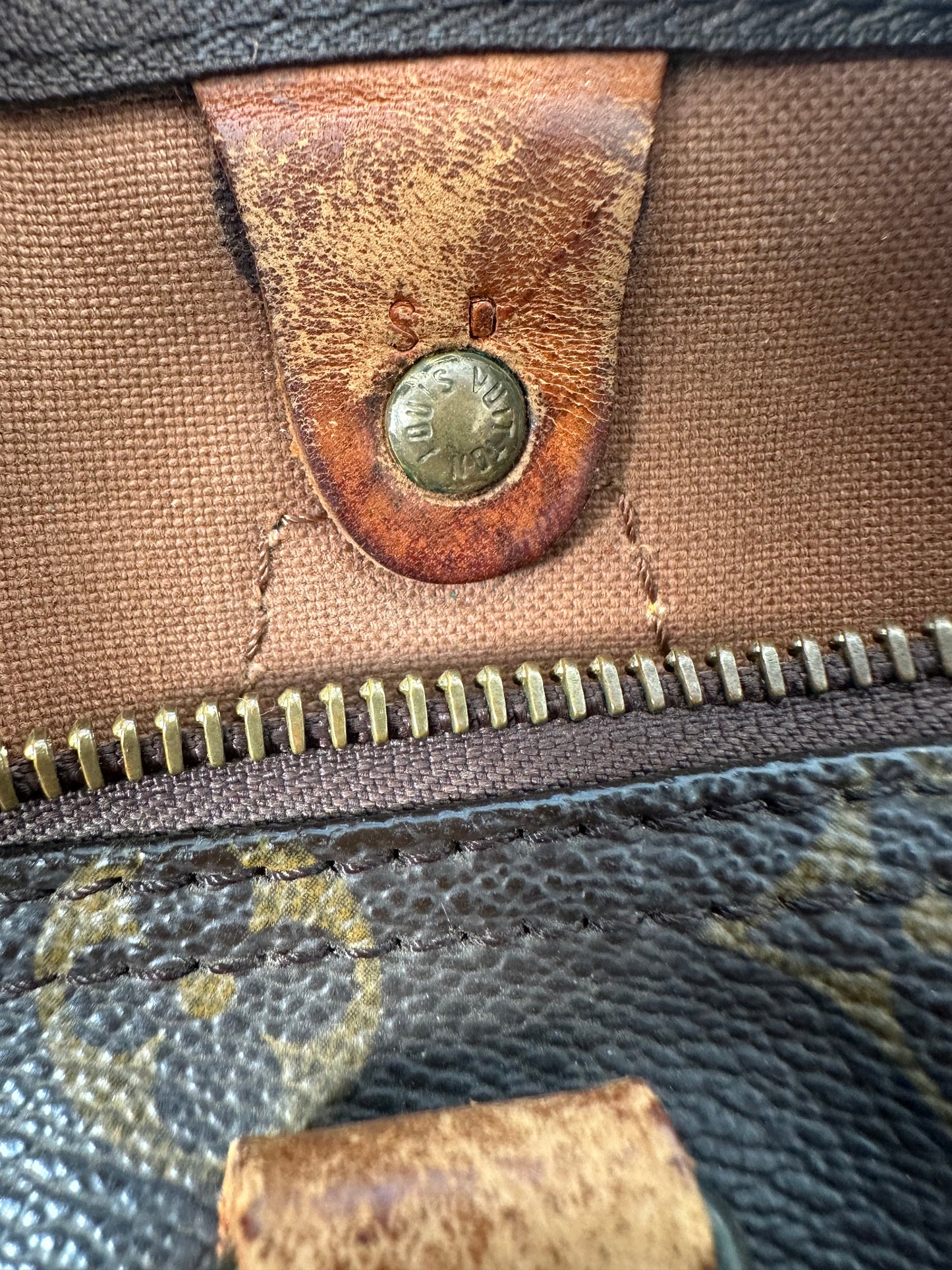 Louis Vuitton Speedy 25