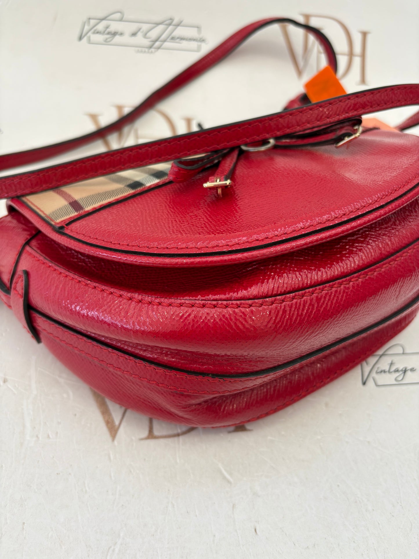 018974 - Burberry Red House