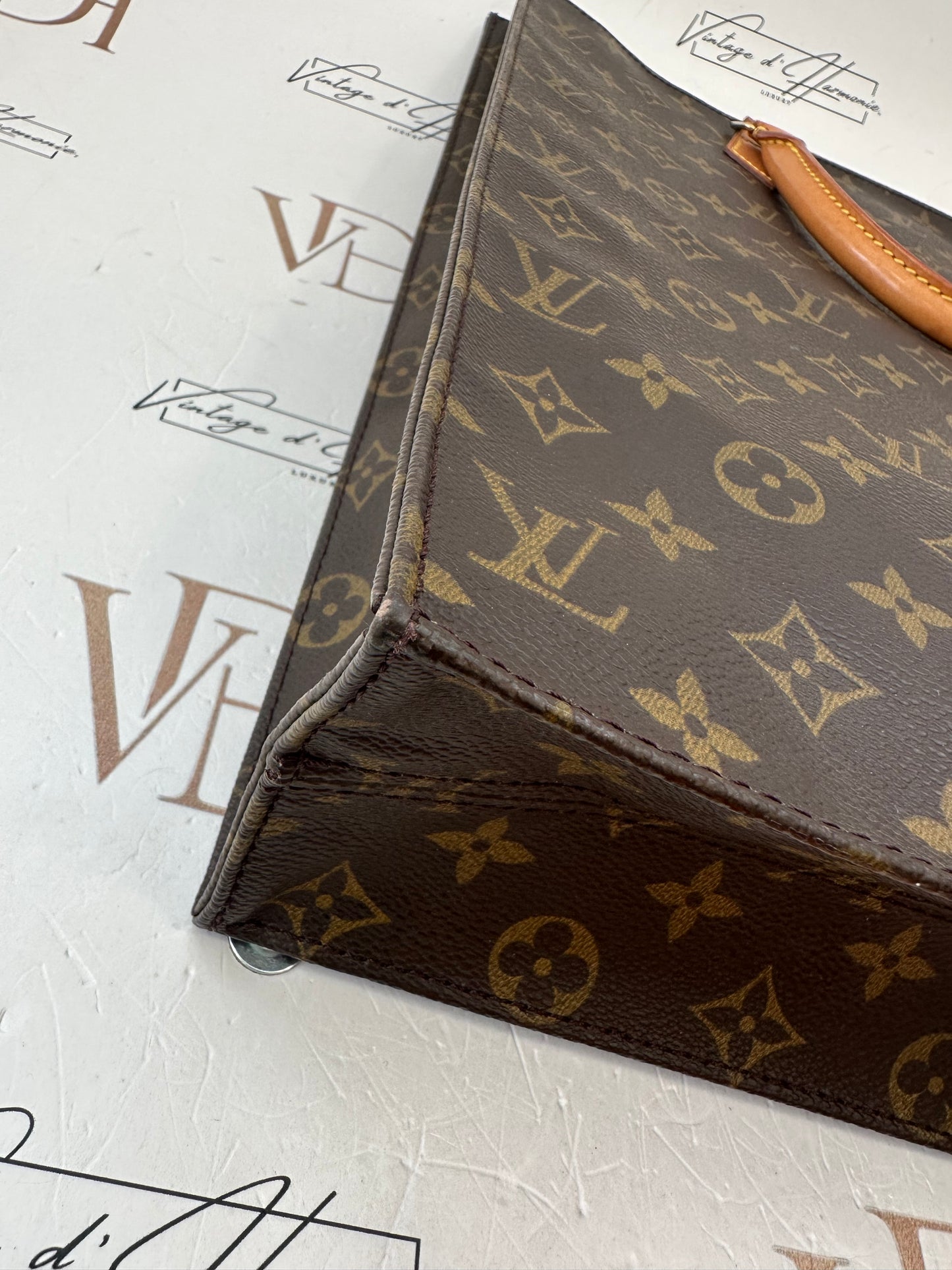 016917 - Louis Vuitton Sac Plat
