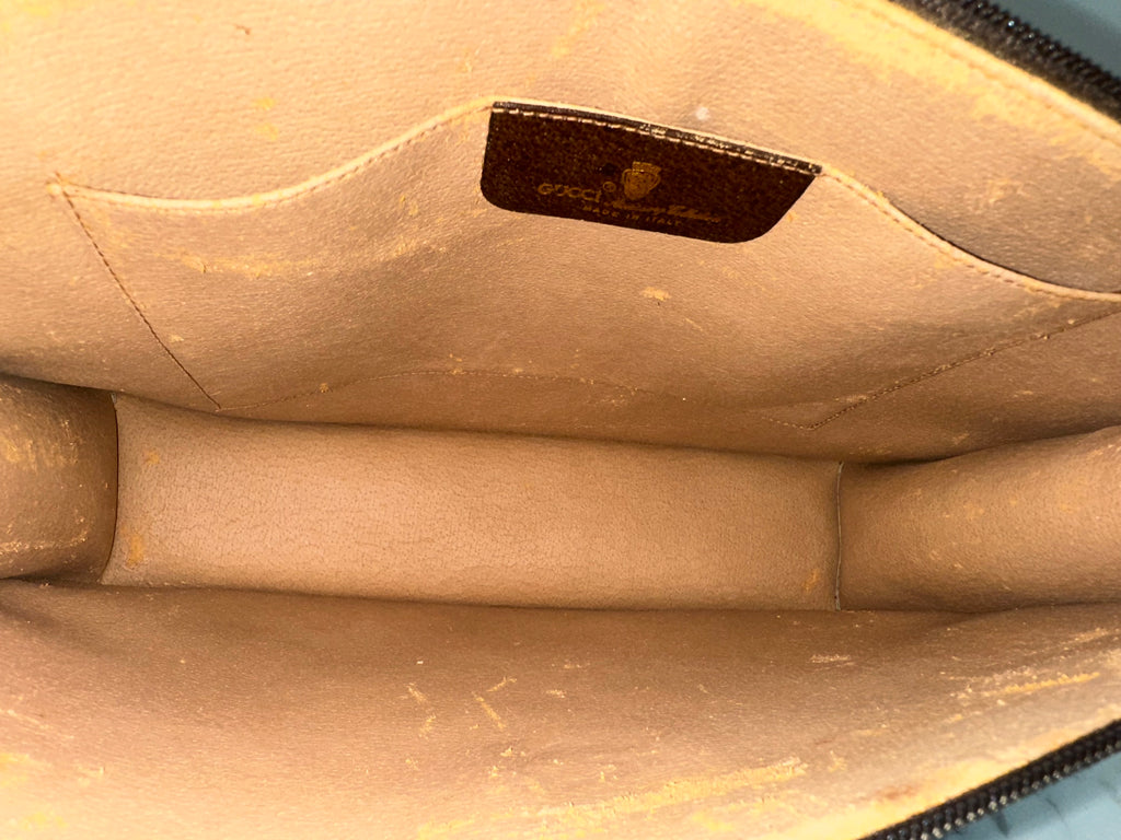 Gucci Pochette GG Supreme