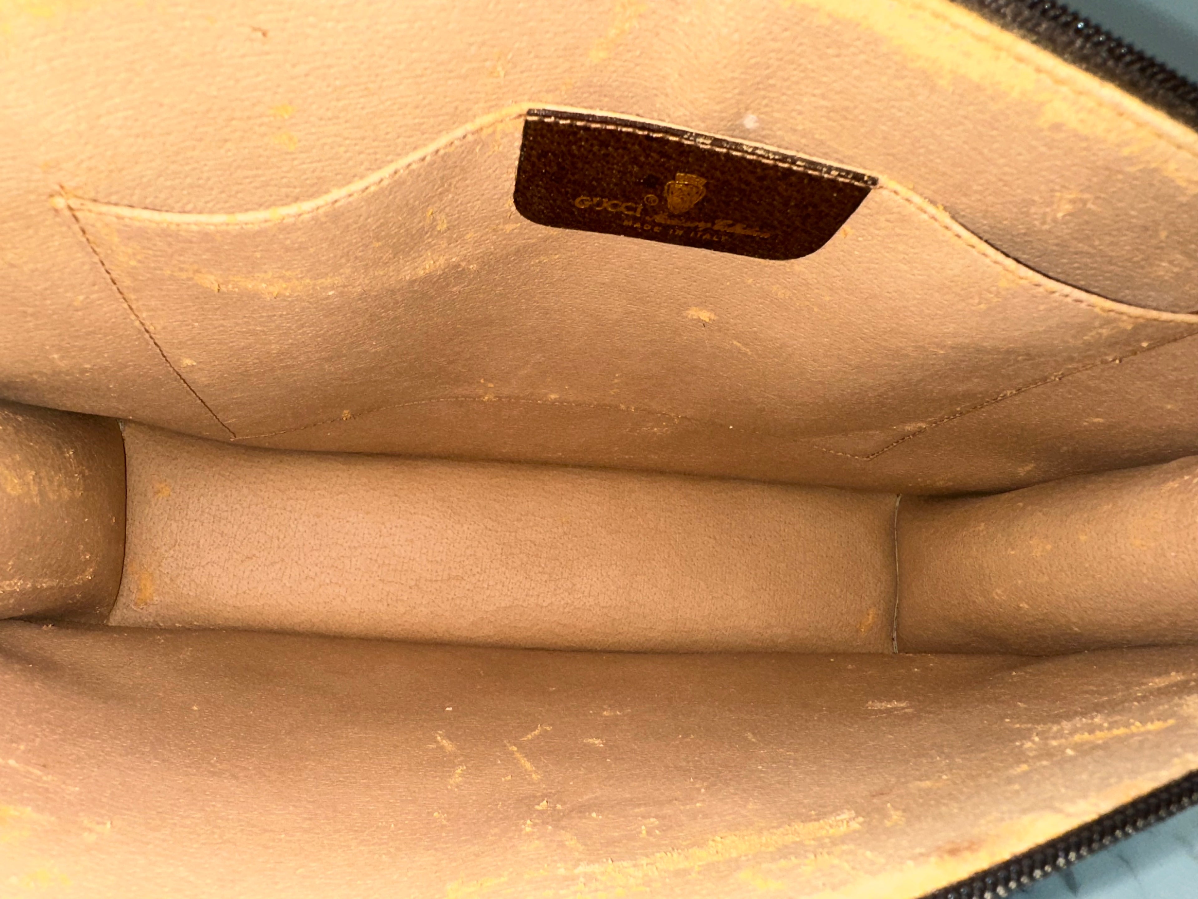 Gucci Pochette GG Supreme