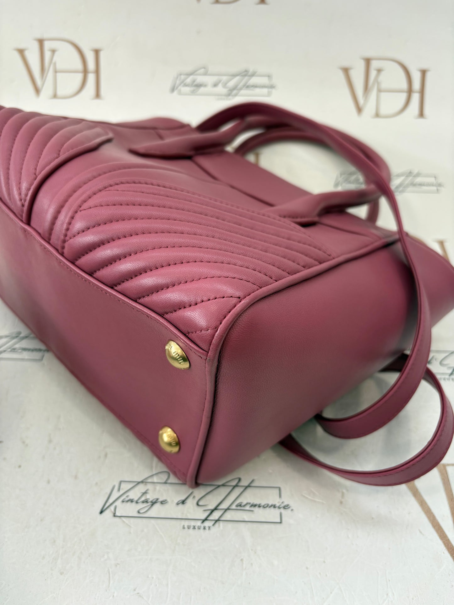 384327 - Miu Miu