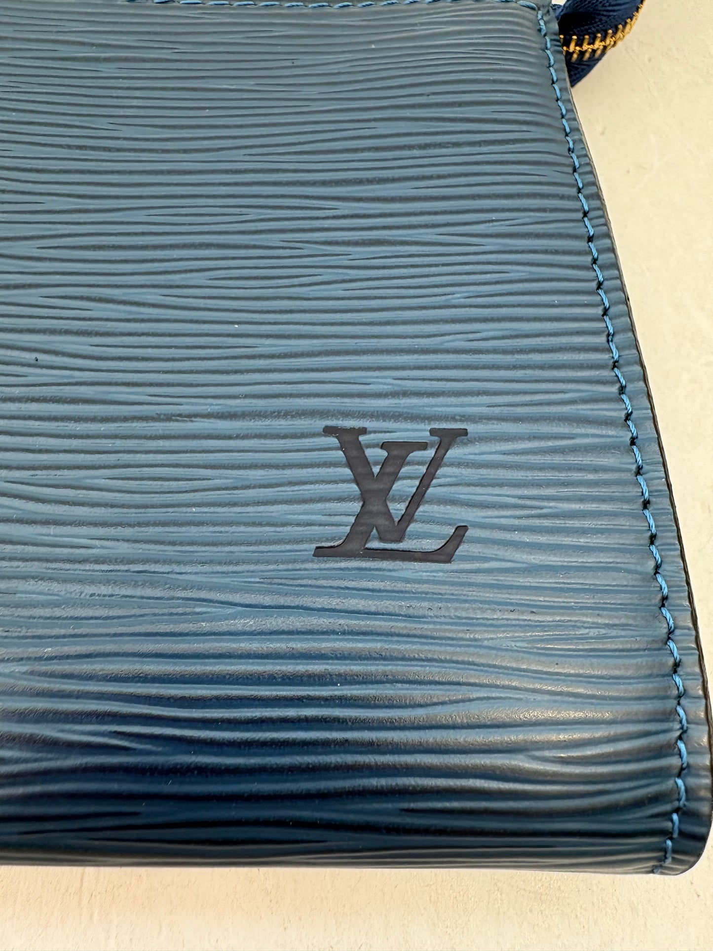 383382 - Louis Vuitton Accessoires