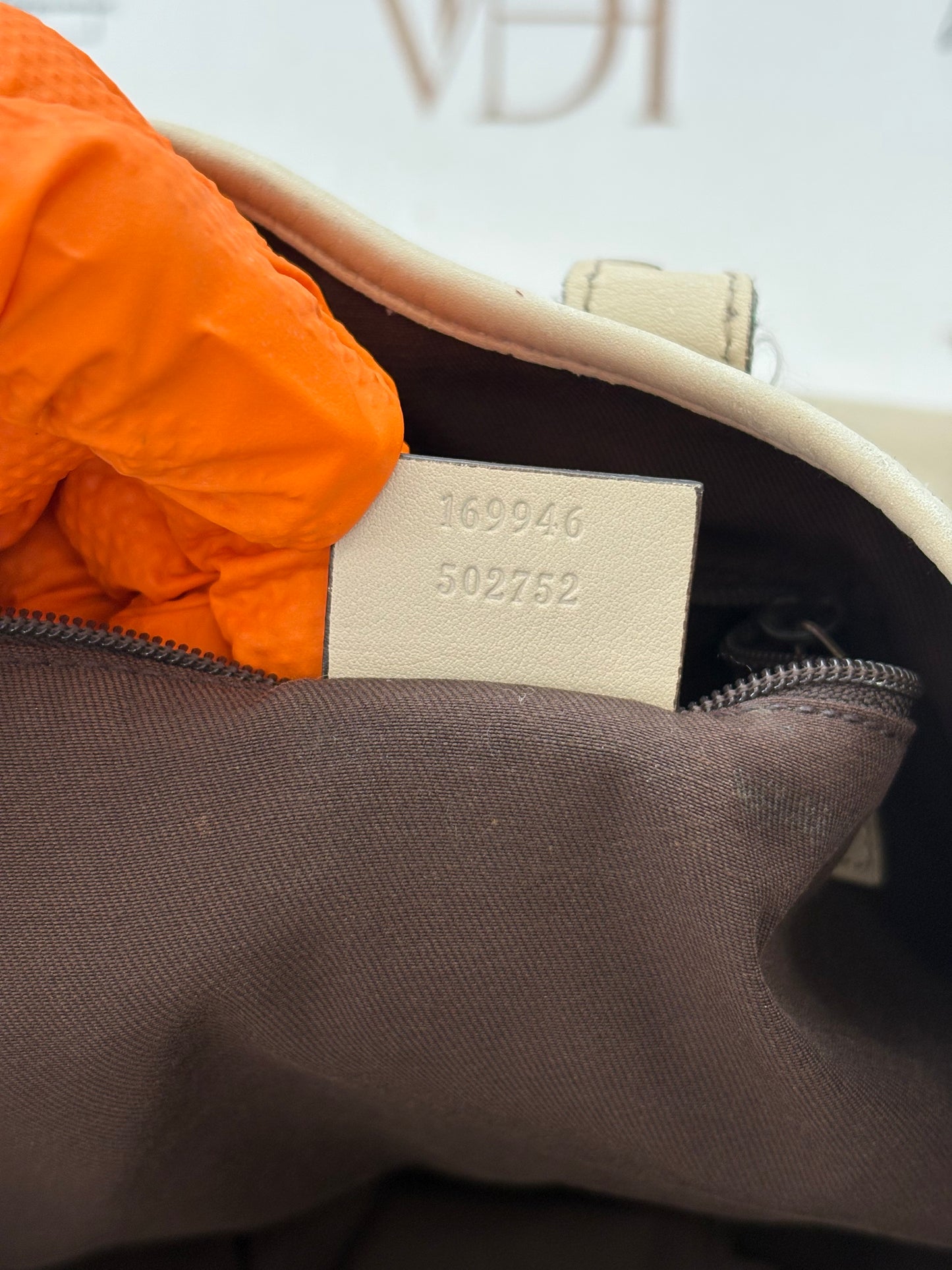018192 - Gucci Tote Horizontal