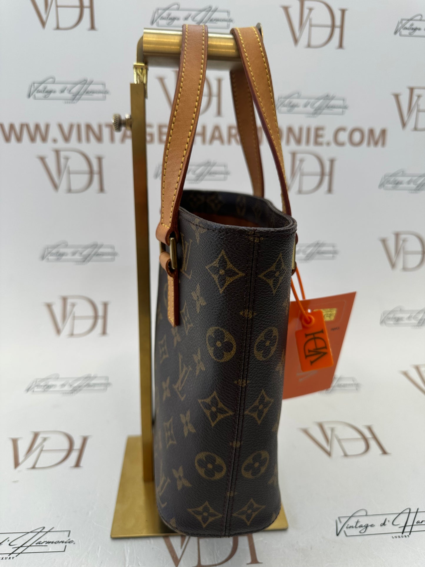 017850 - Louis Vuitton Vavin PM