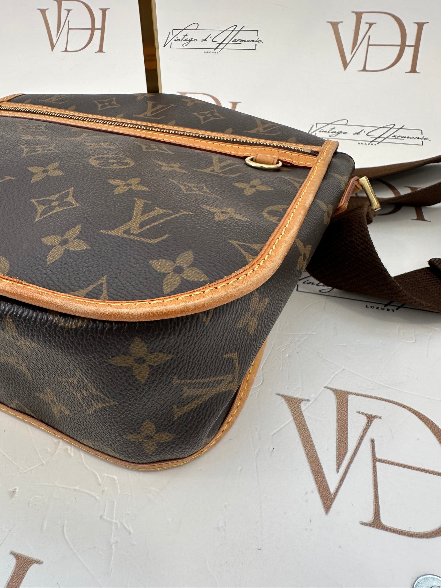 017996 - Louis Vuitton Messenger Bosphore PM