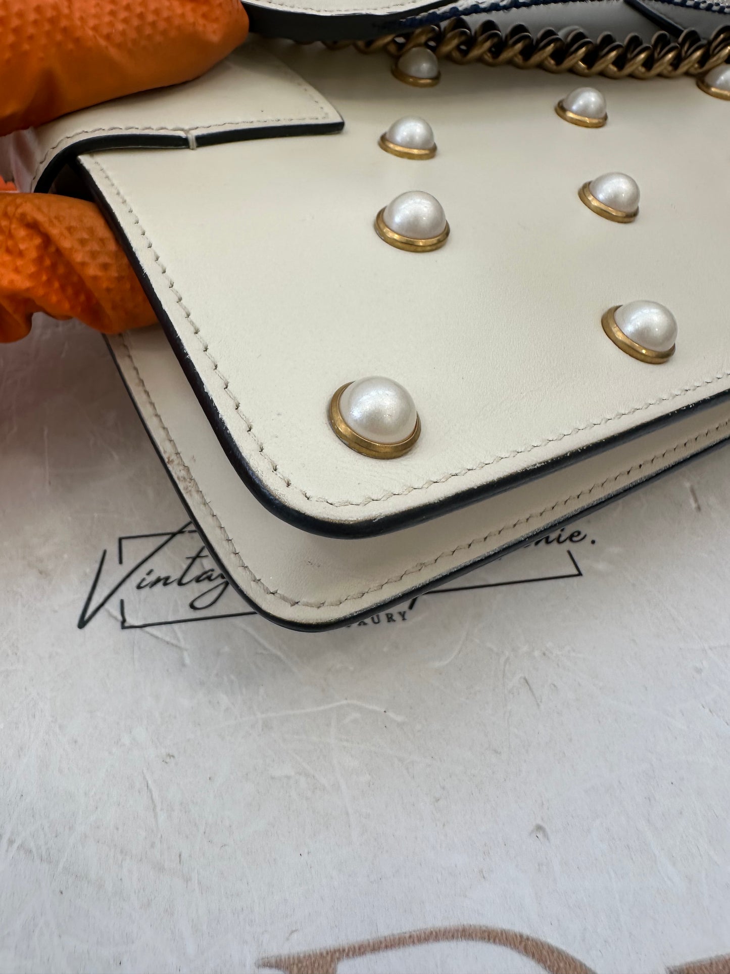 382783 - Gucci Queen Margaret