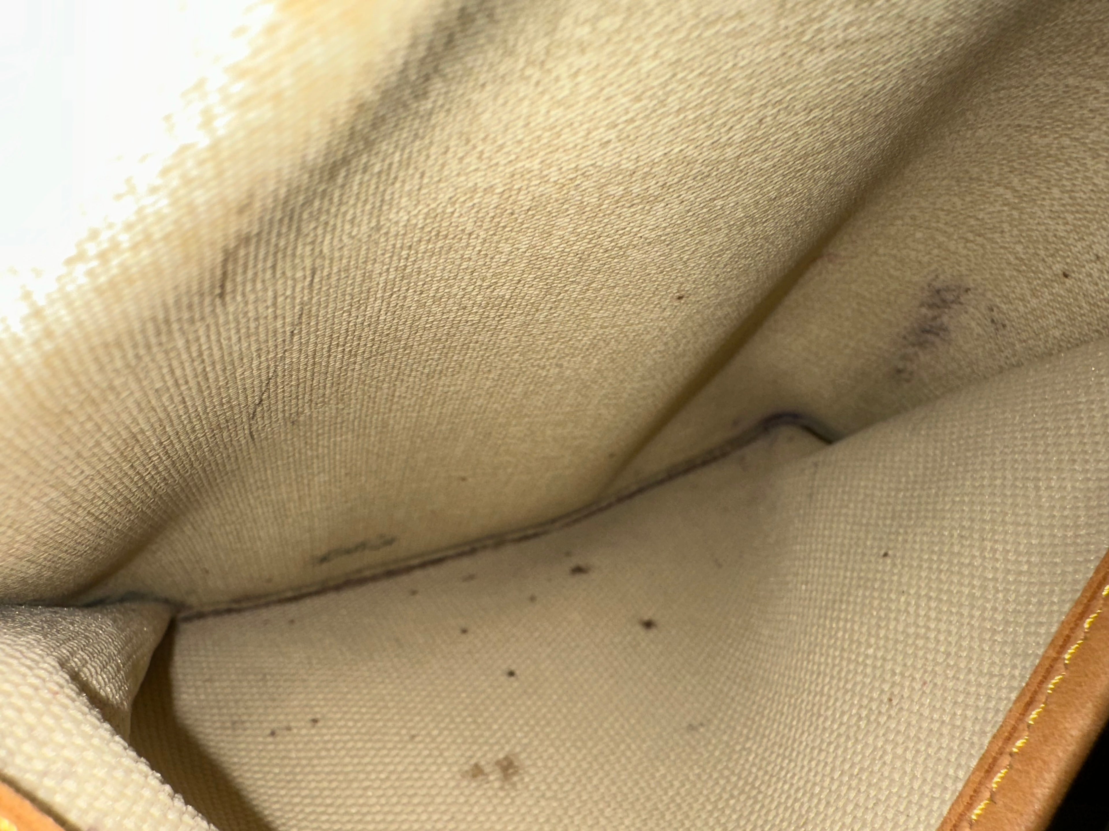 Louis Vuitton Deauville