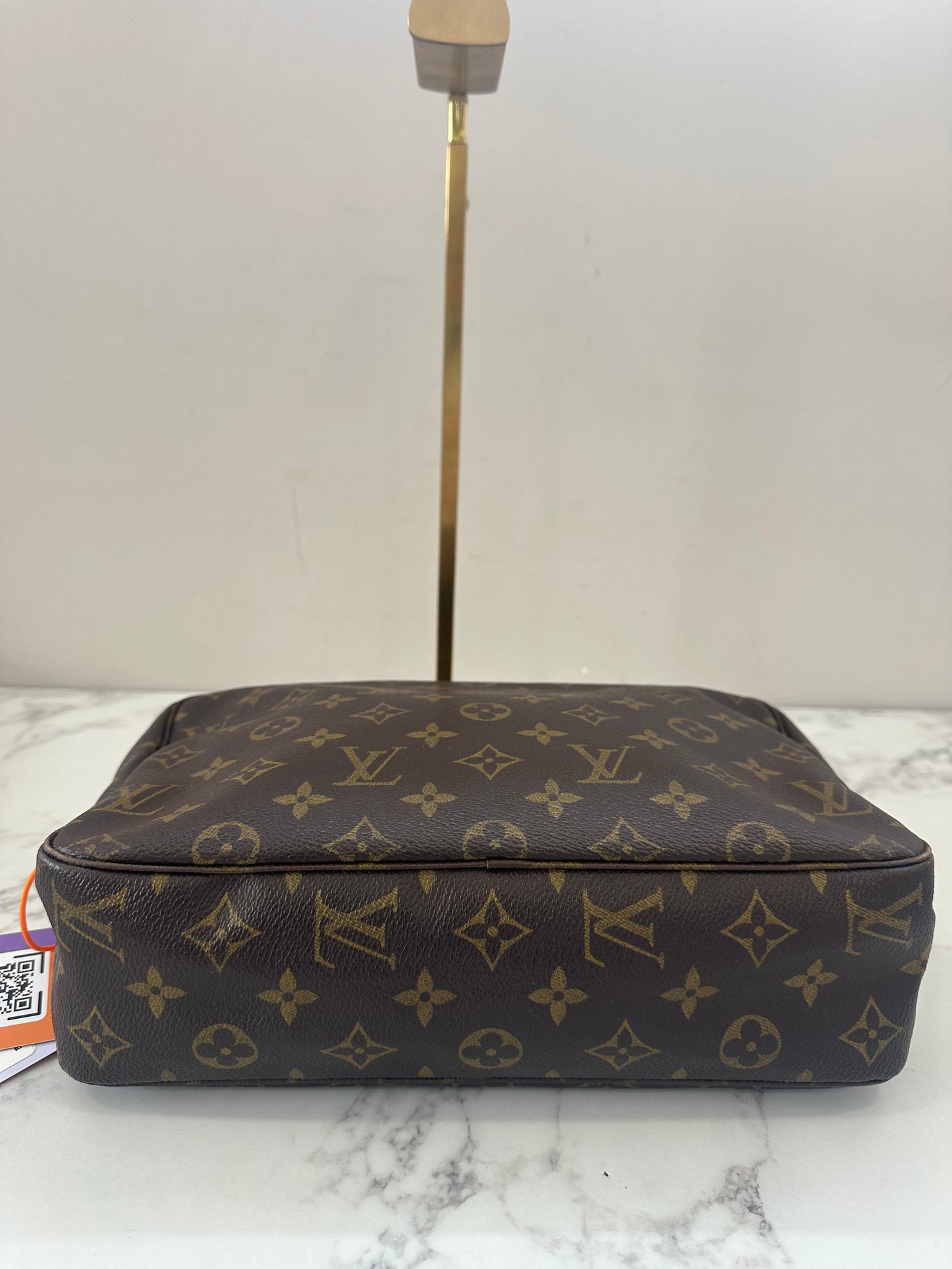 Louis Vuitton Trousse Toilette 28