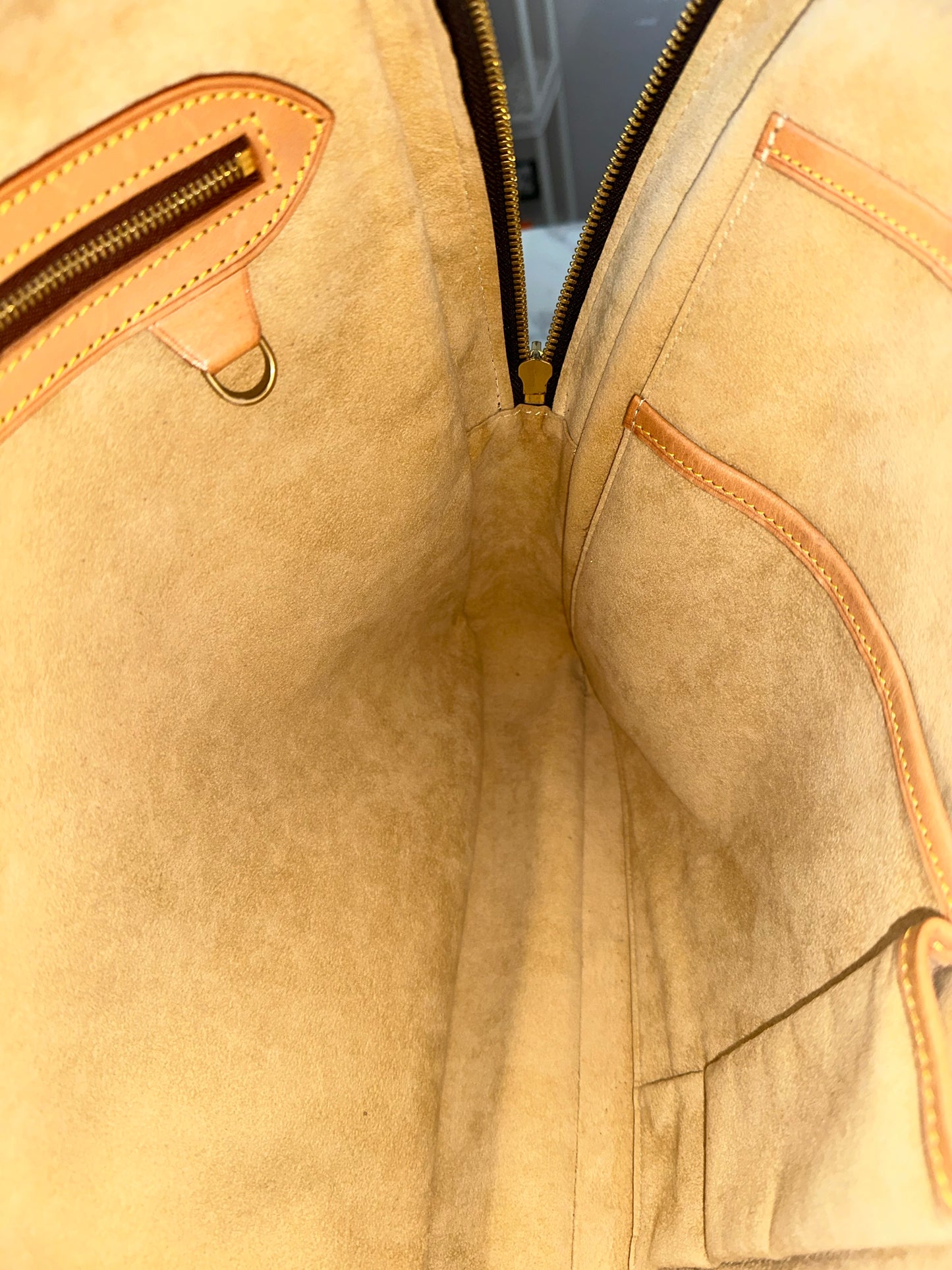 Louis Vuitton Porte Document Voyage
