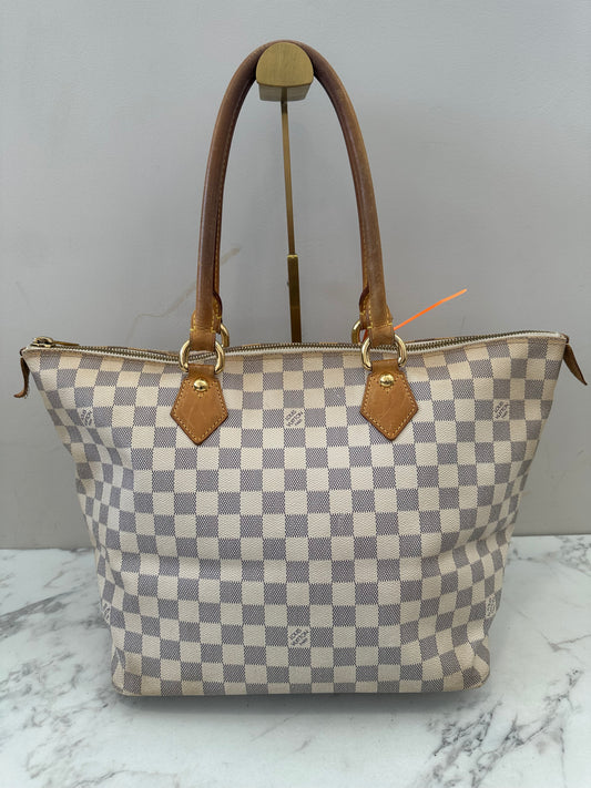 Louis Vuitton Saleya Azur