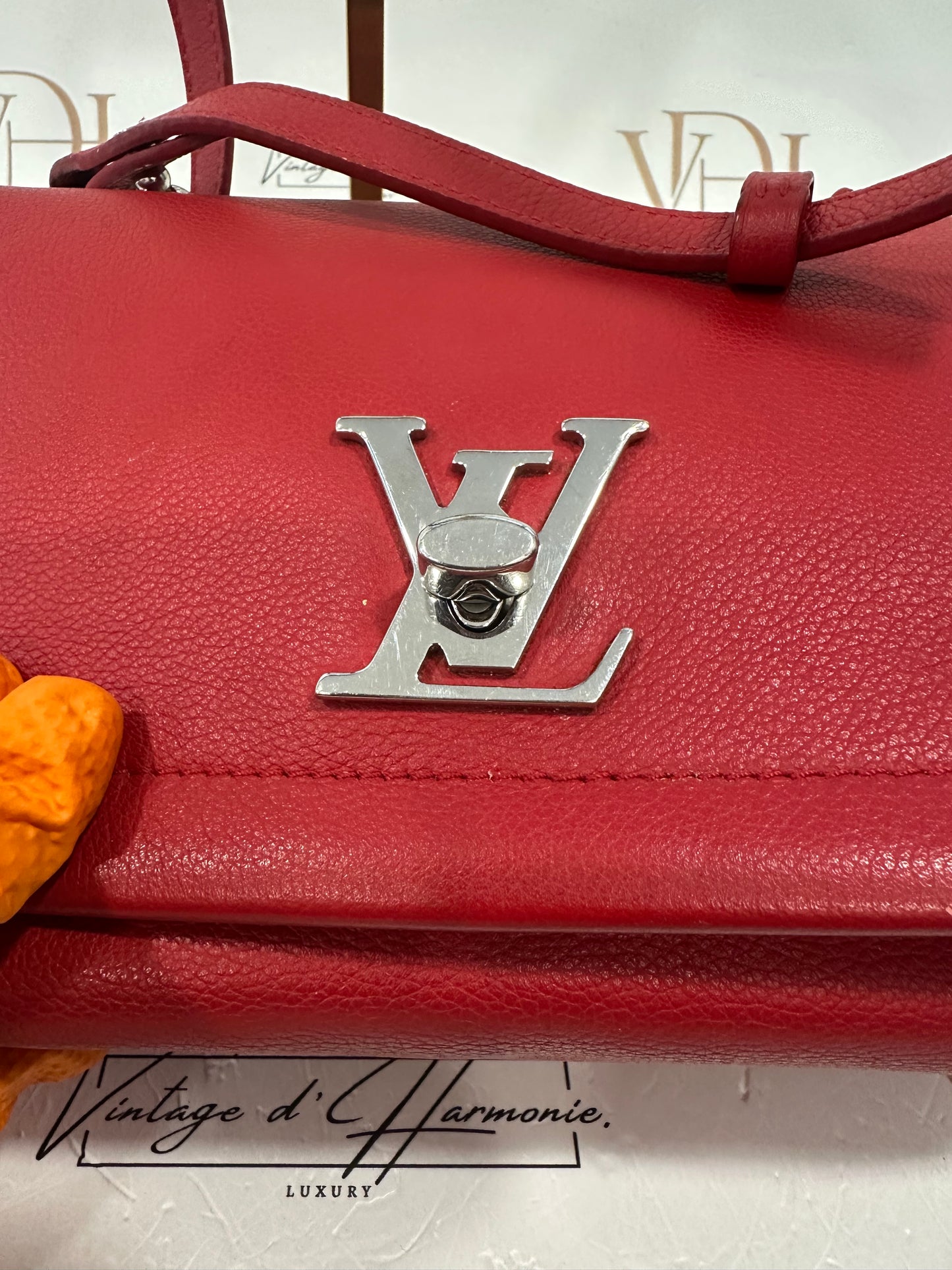 102440 - Louis Vuitton Lockme BB