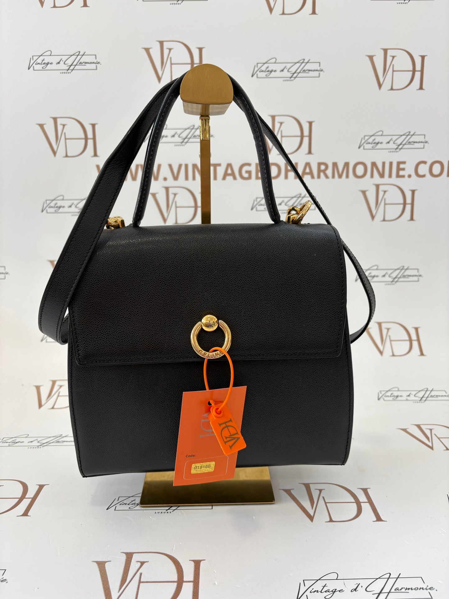 018160 - Celine Black Leather