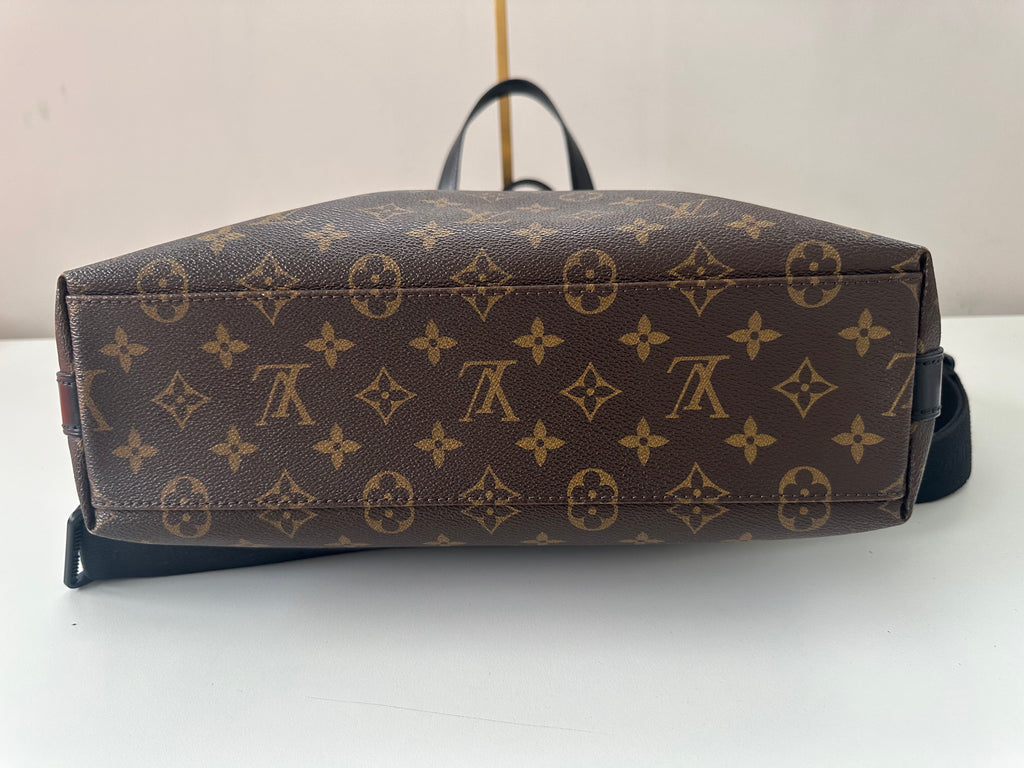 Louis Vuitton Macassar Kitan