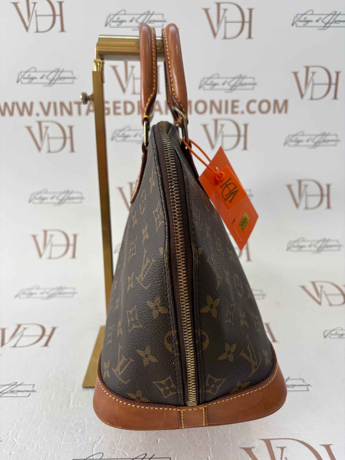 017713 - Louis Vuitton Alma